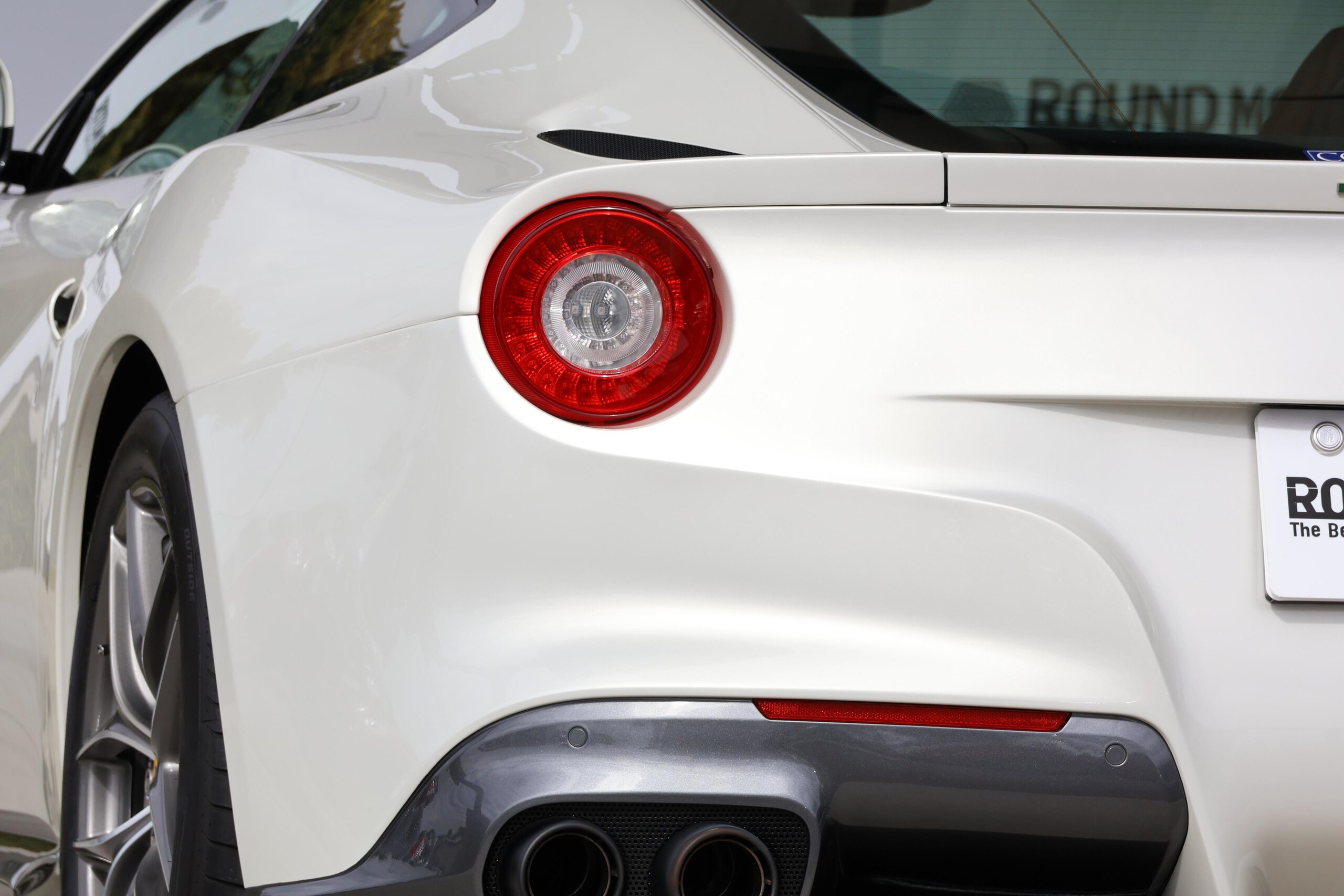 Ferrari F12 Berlinetta (photo: 4)