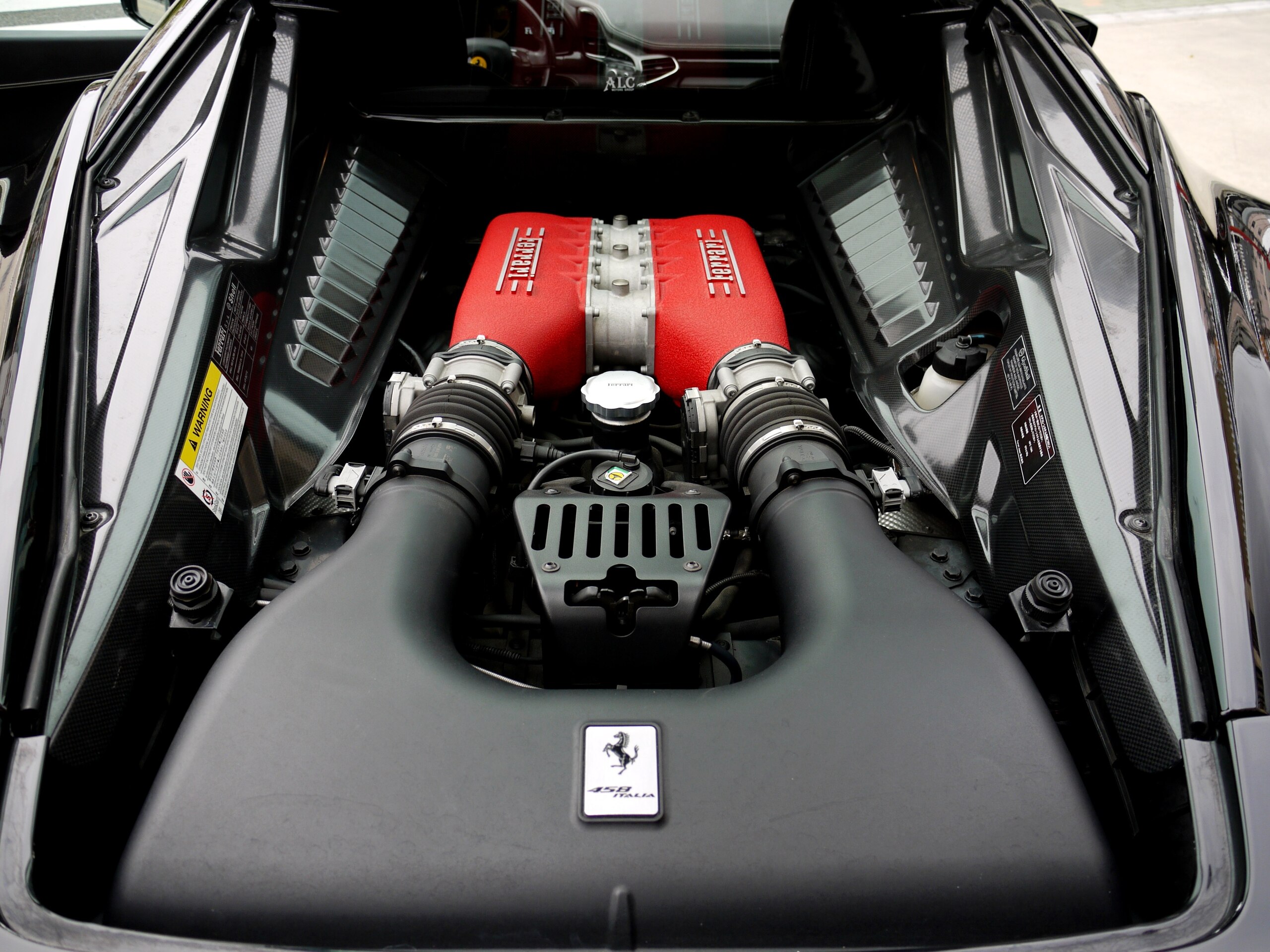 Ferrari 458 Italia F1 DCT (photo: 9)