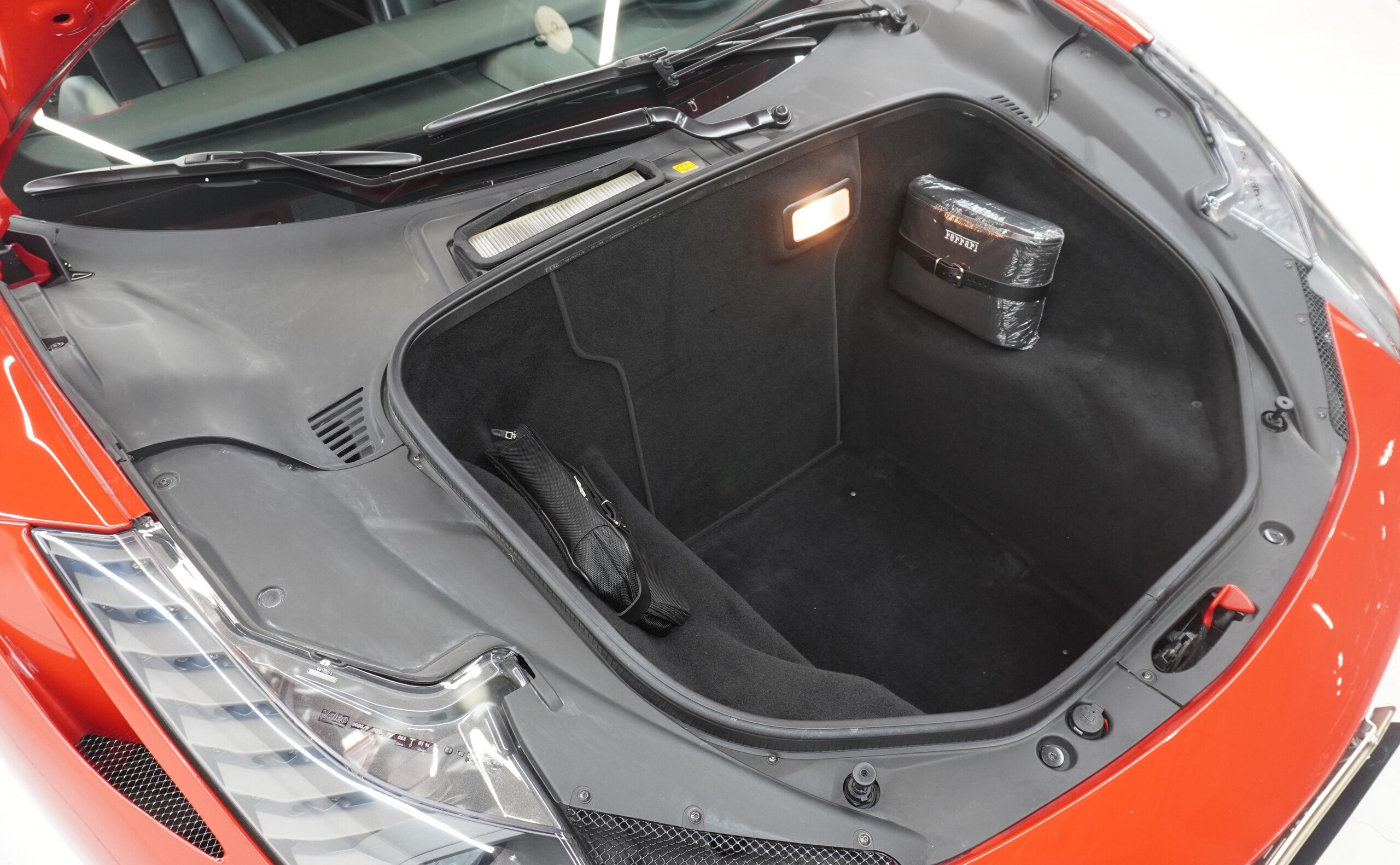 Ferrari 458 Italia F1 DCT (photo: 22)