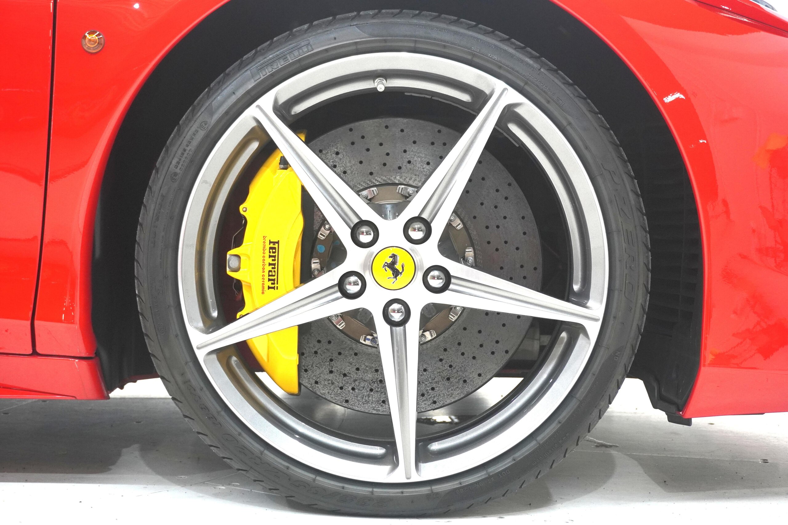 Ferrari 458 Italia F1 DCT (photo: 19)