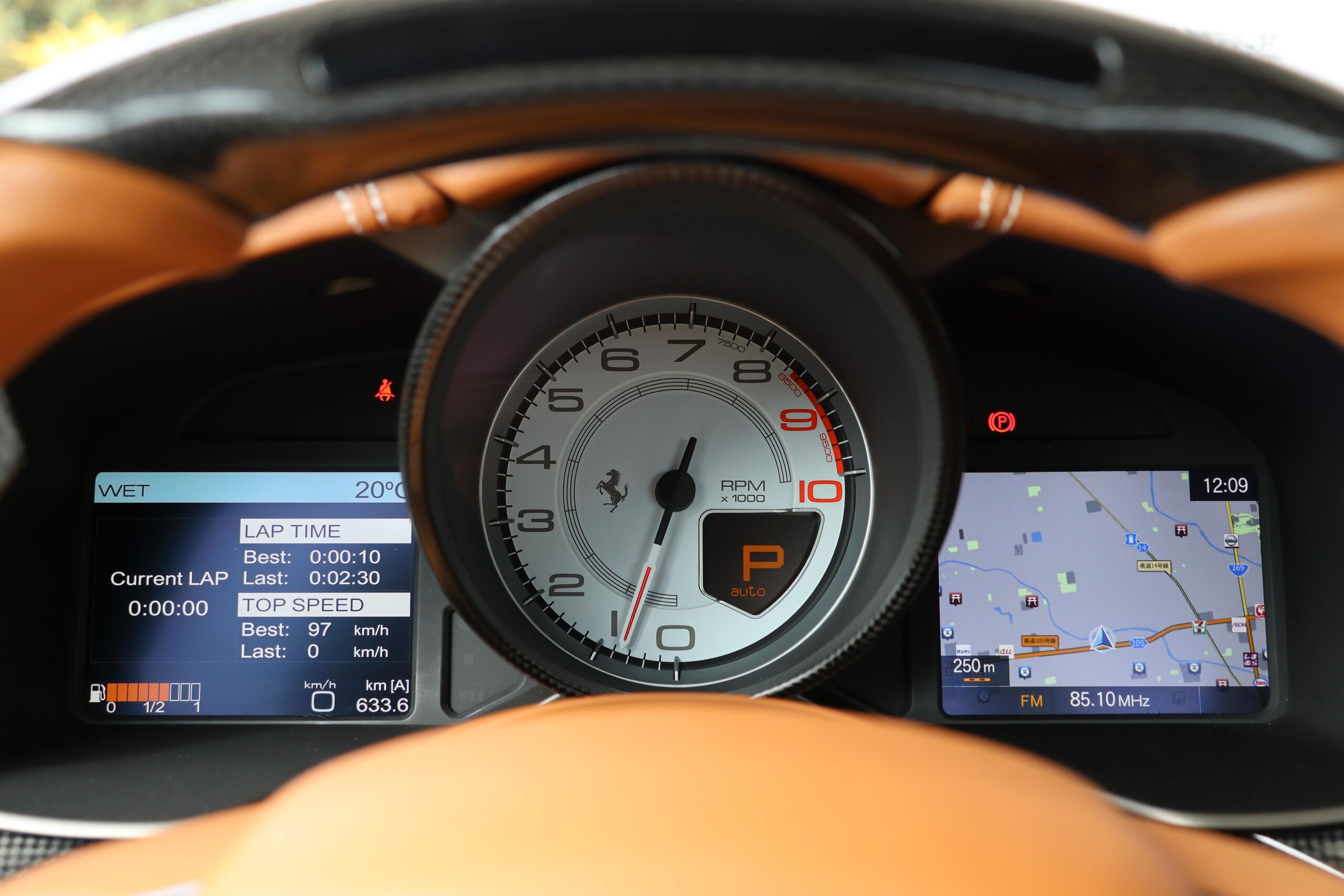 Ferrari F12 Berlinetta (photo: 9)