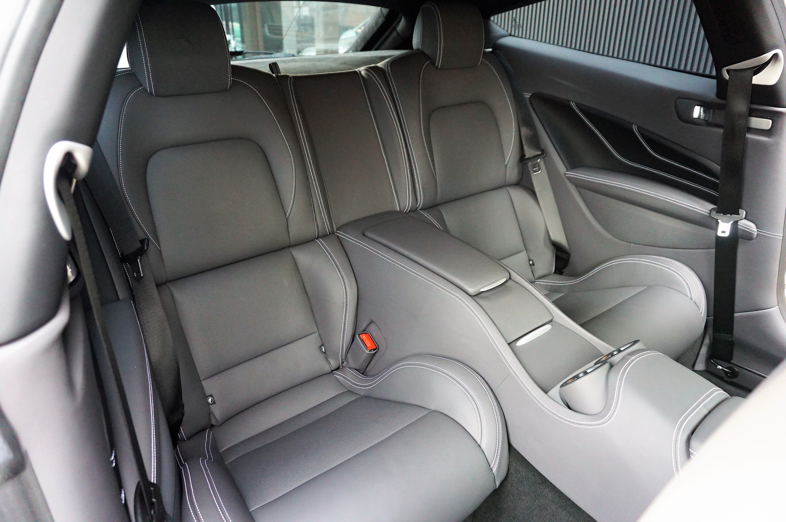 Ferrari FF (photo: 14)