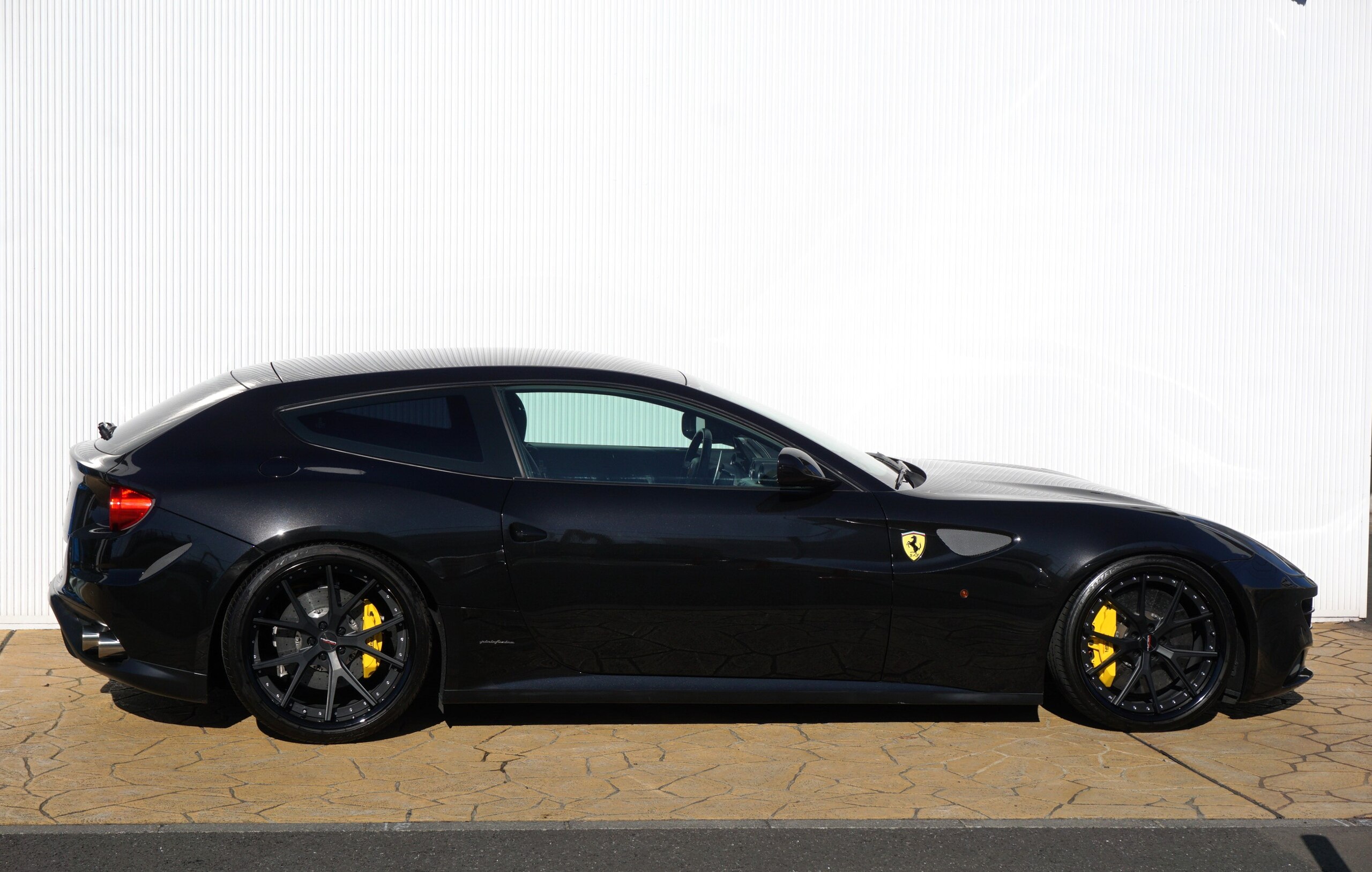 Ferrari FF (photo: 5)