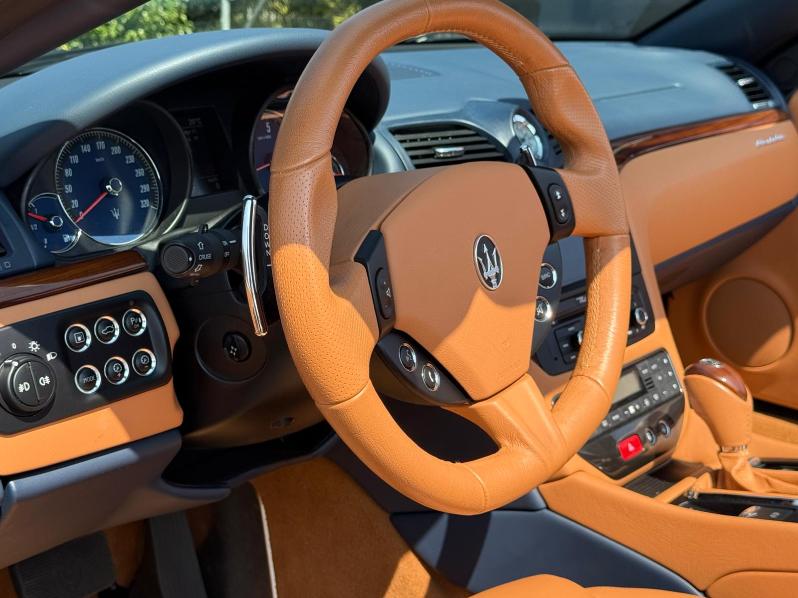 Maserati GranCabrio Sport (photo: 11)