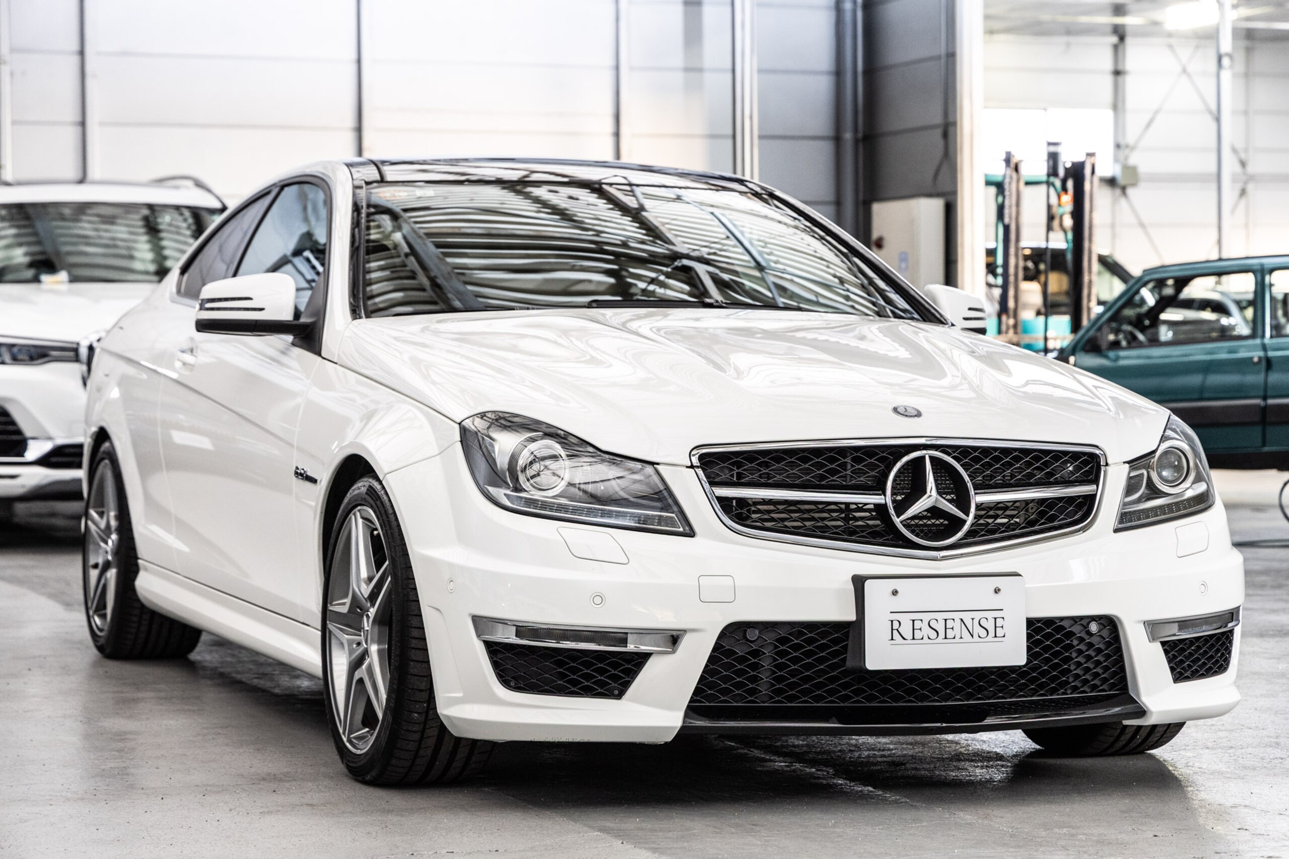 Mercedes Benz C63 AMG Coupe