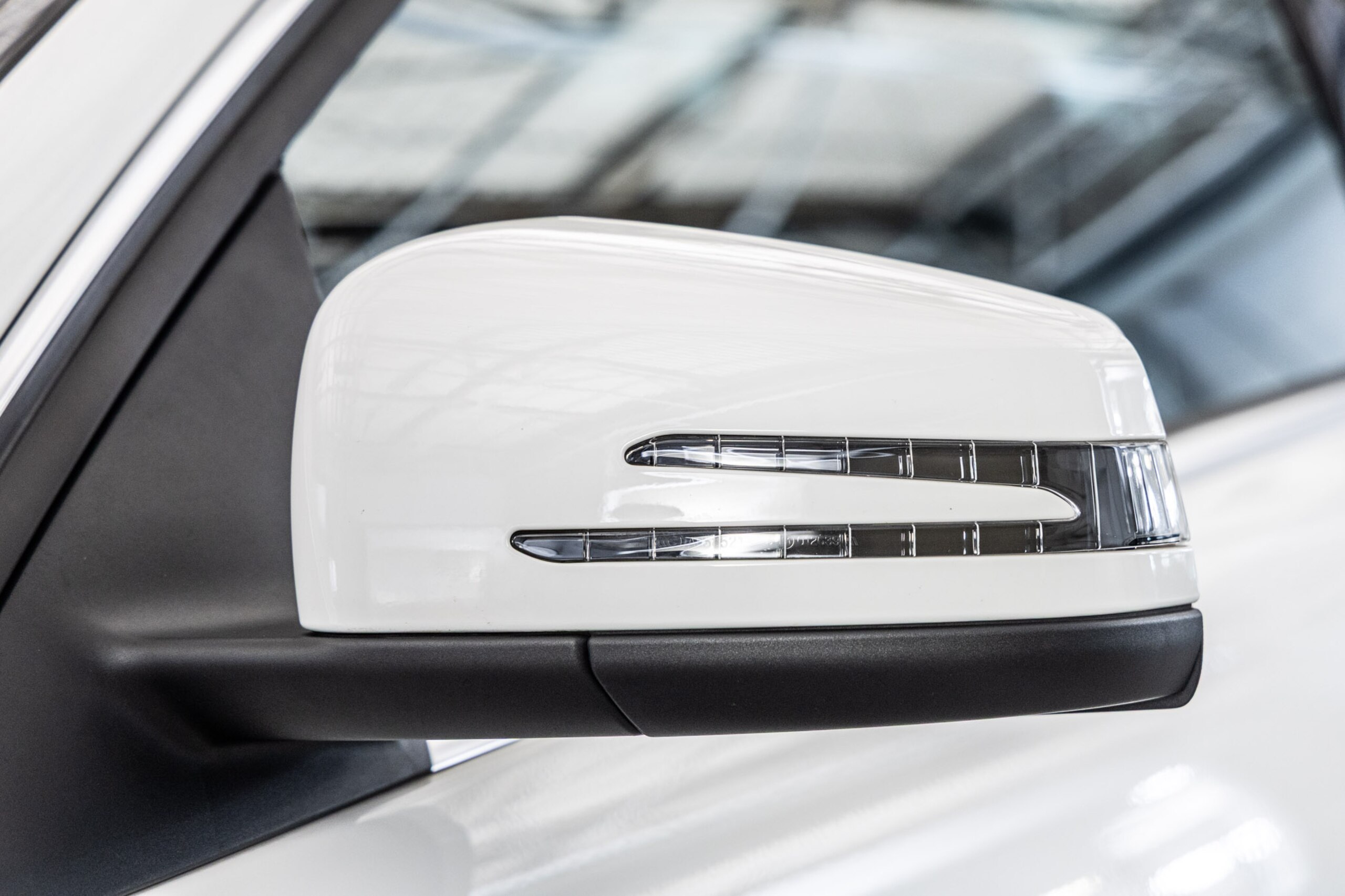 Mercedes Benz C63 AMG Coupe (photo: 20)