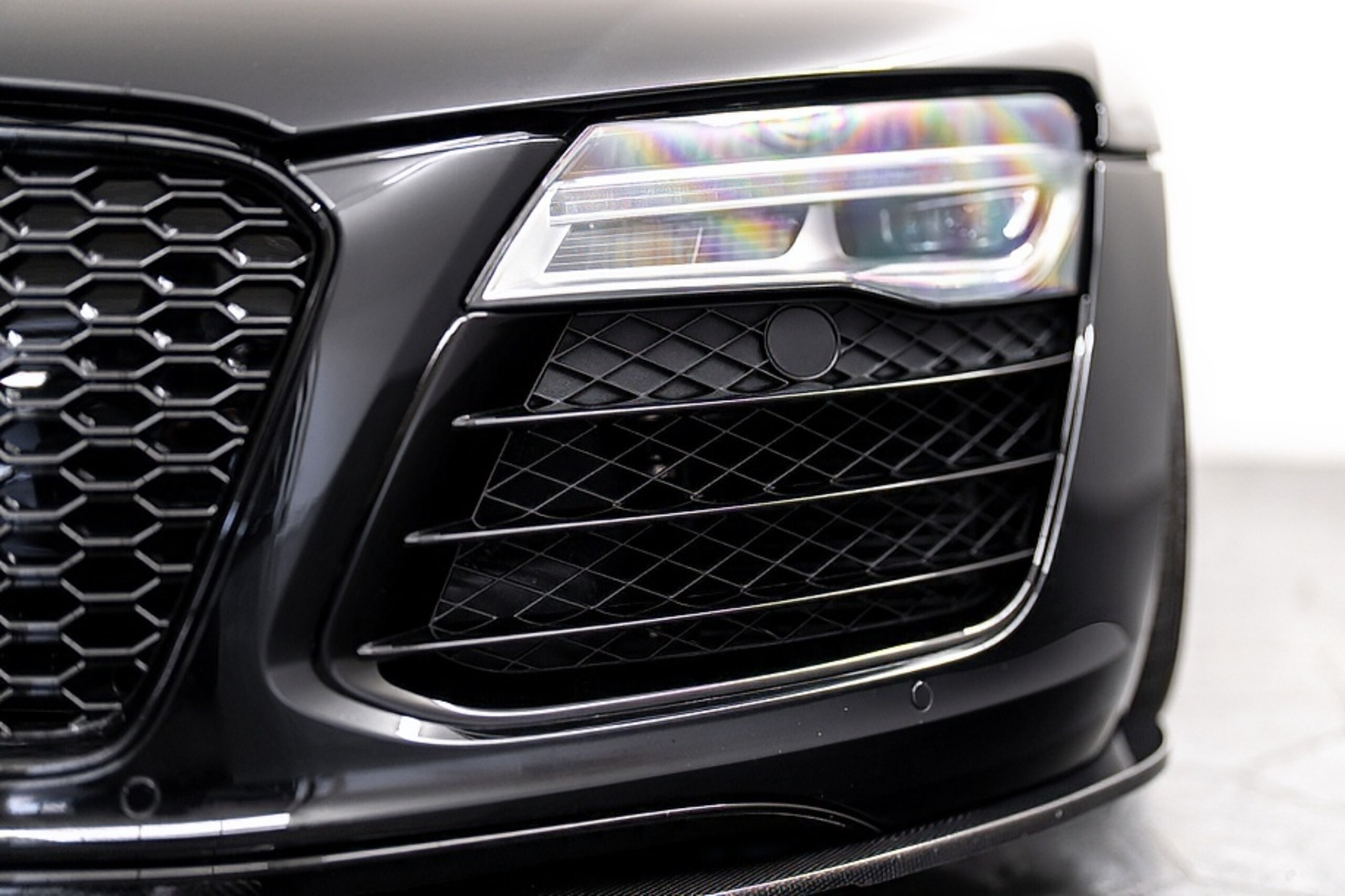 Audi R8 5.2 FSI Quattro (photo: 19)