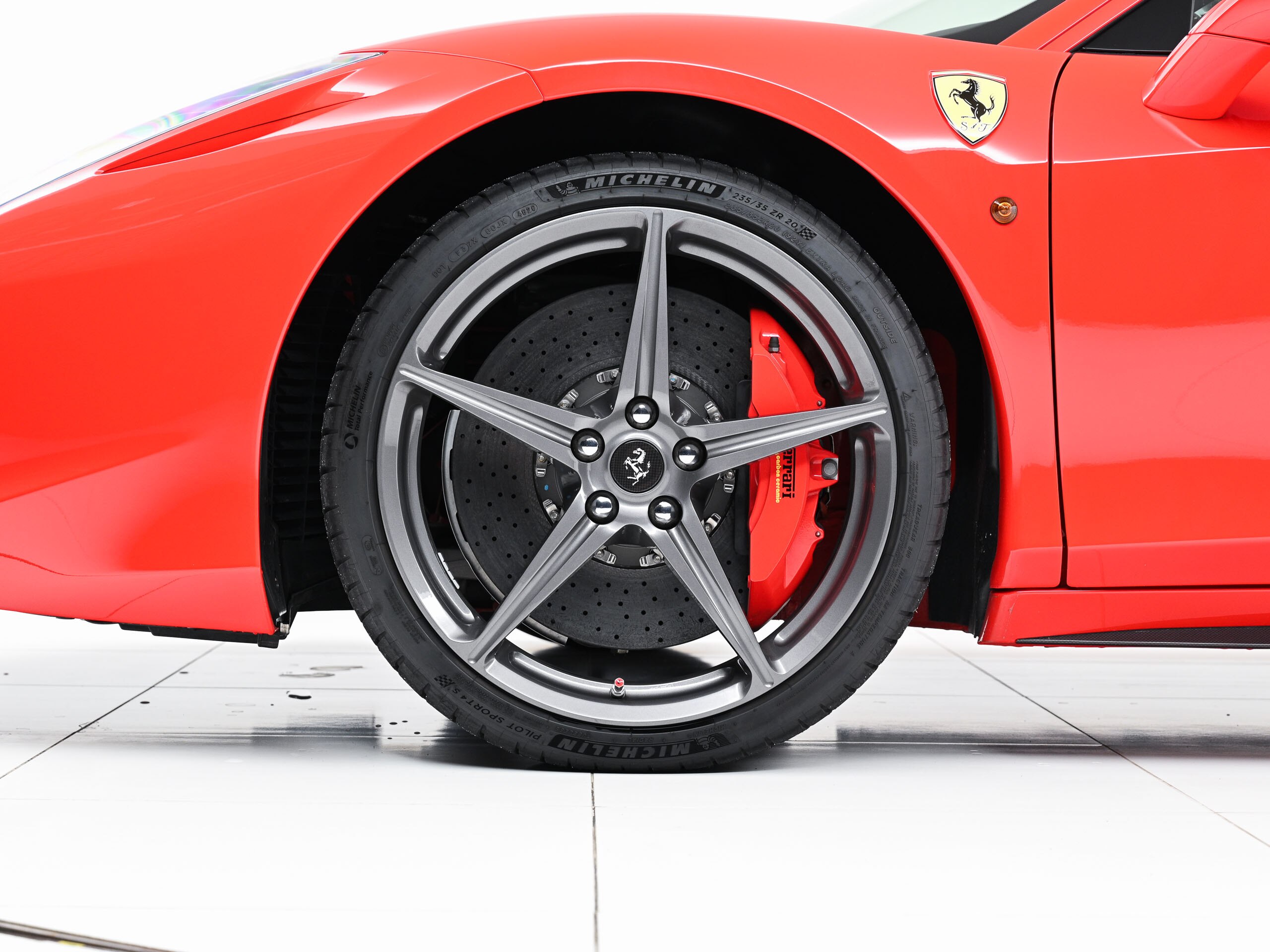 Ferrari 458 Italia F1 DCT (photo: 18)