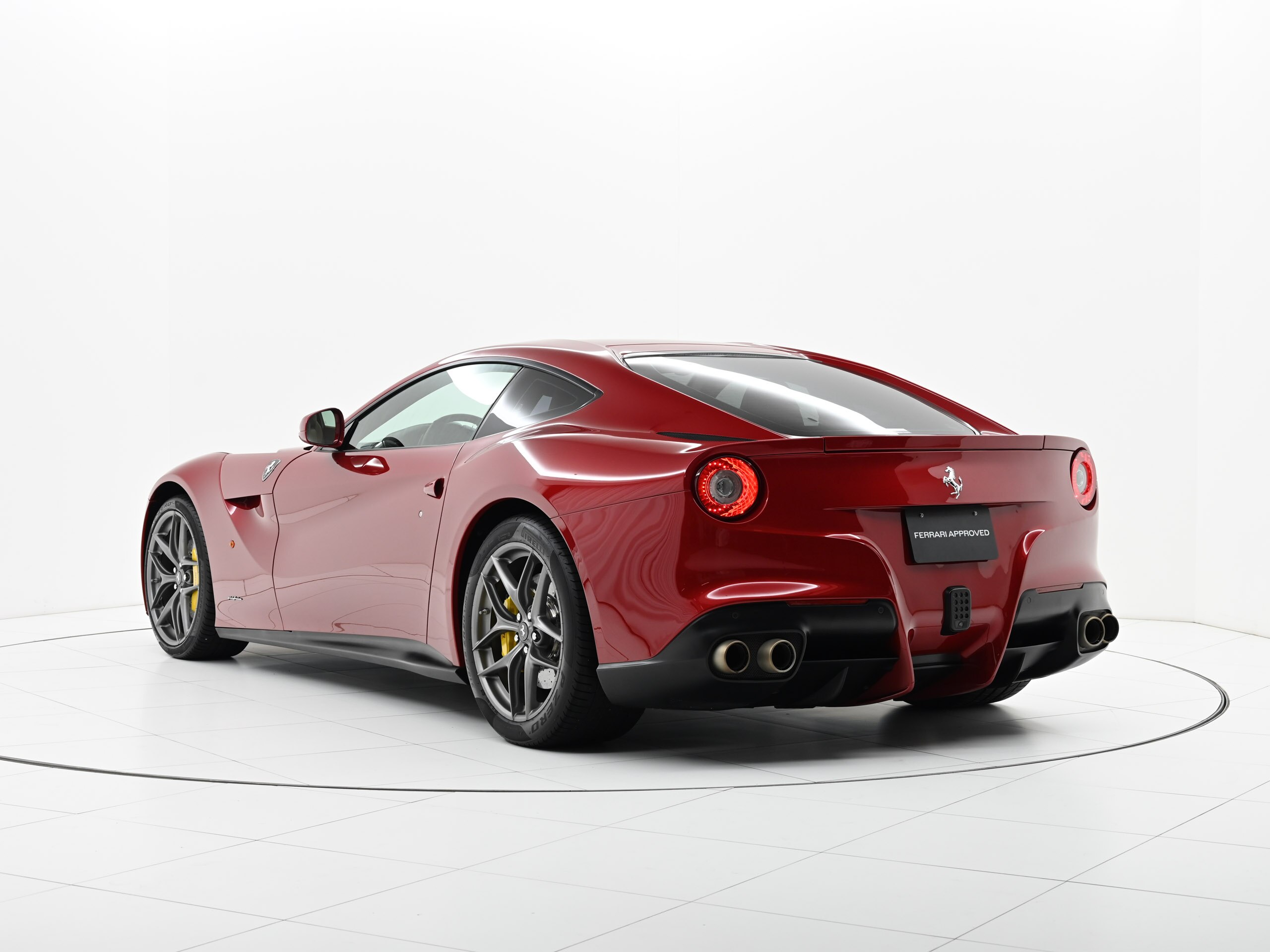 Ferrari F12 Berlinetta (photo: 3)