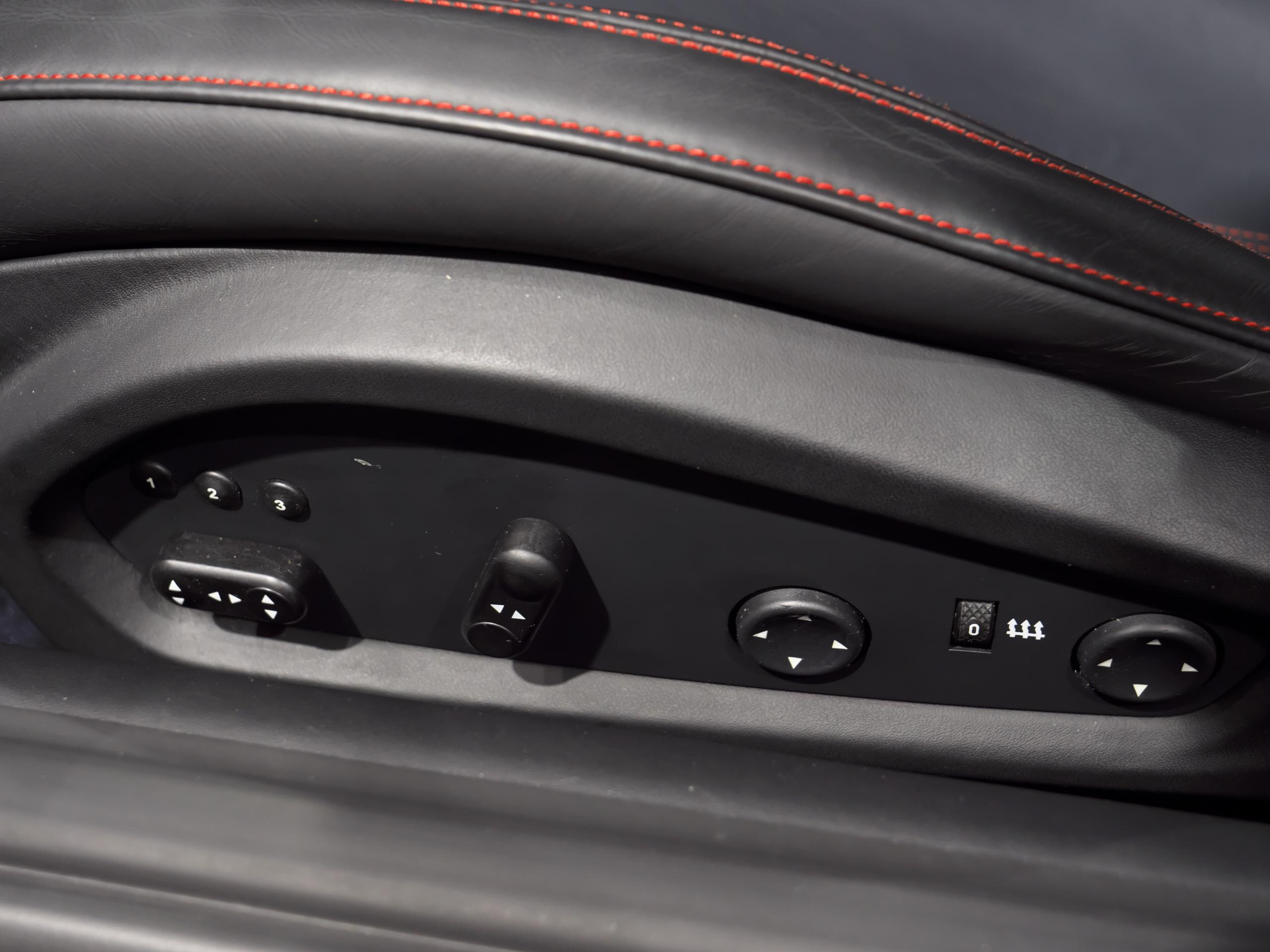 Ferrari F12 Berlinetta (photo: 11)