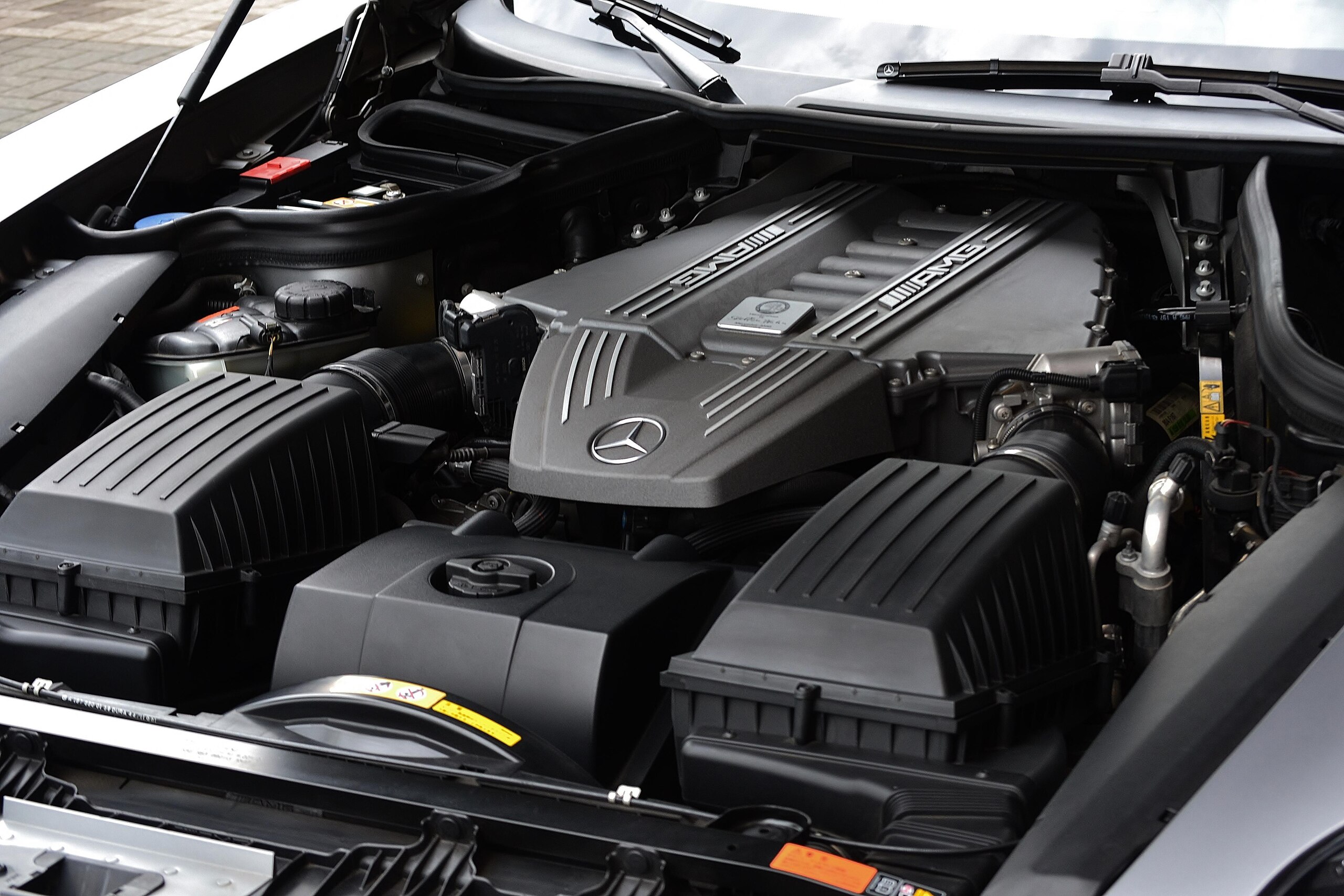 Mercedes Benz SLS AMG GT (photo: 18)