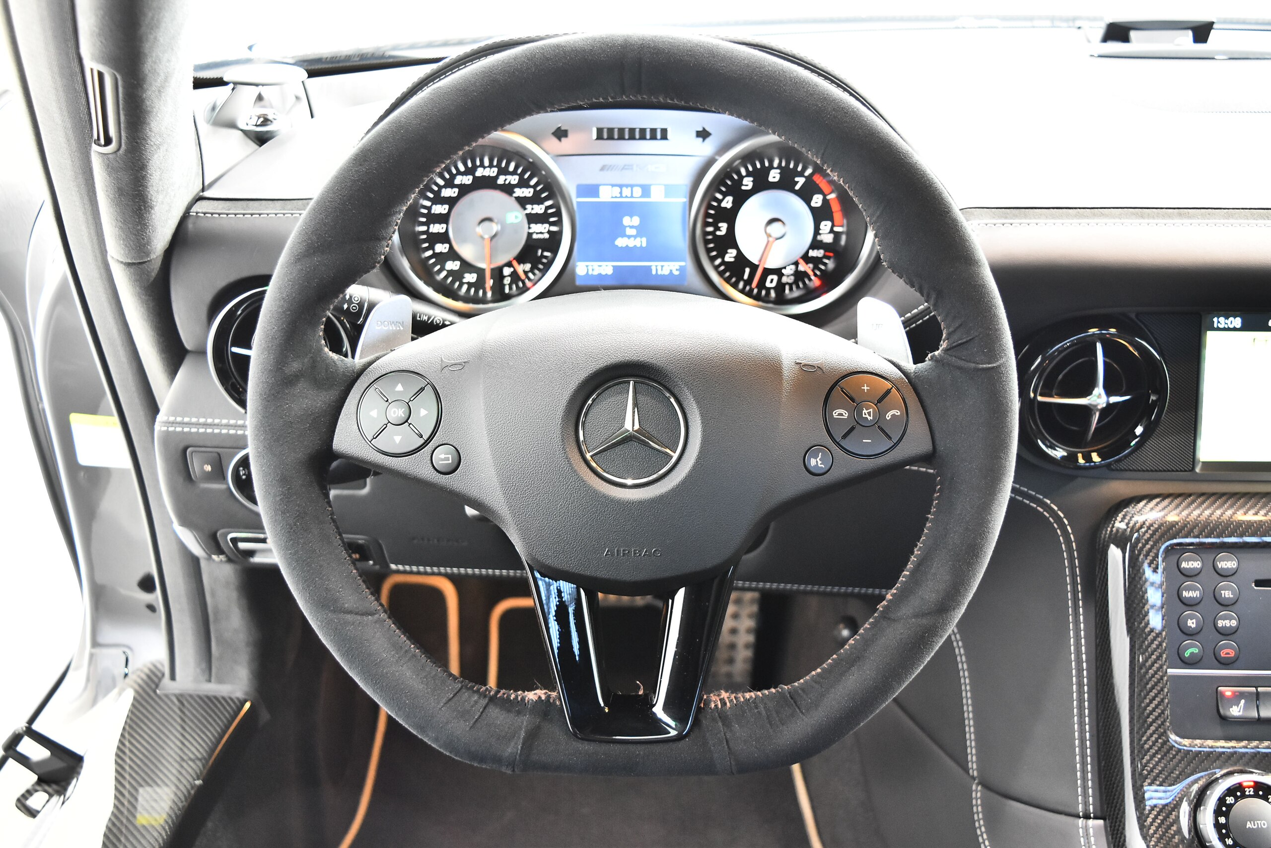 Mercedes Benz SLS AMG GT FINAL EDITION (photo: 9)