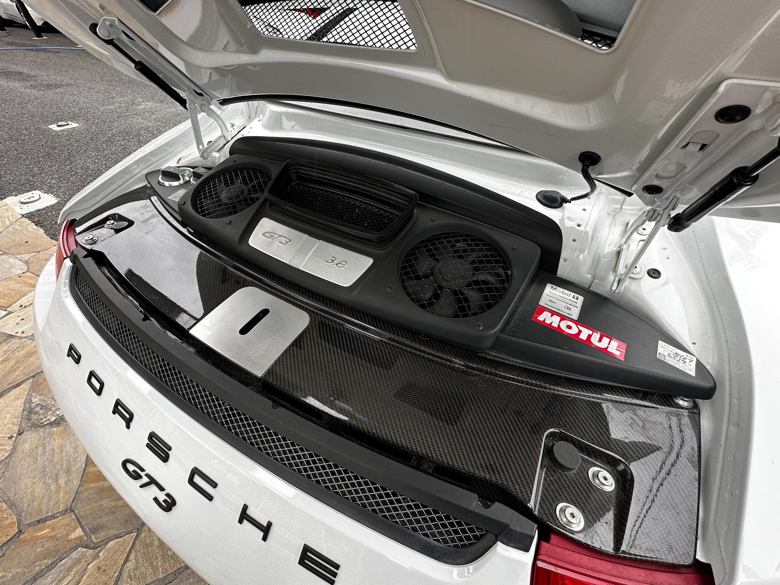 Porsche 911 GT3 (photo: 14)
