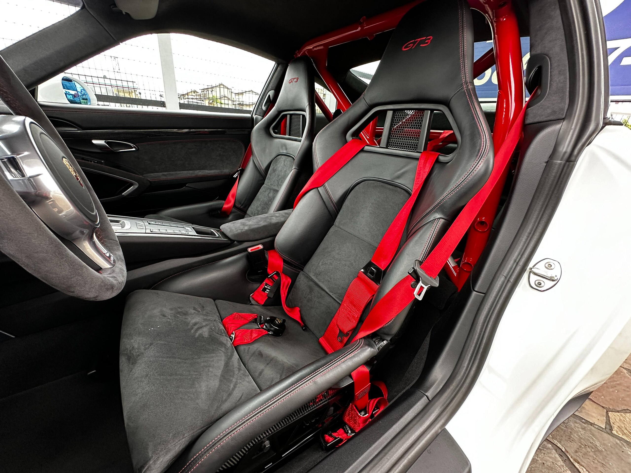 Porsche 911 GT3 (photo: 18)