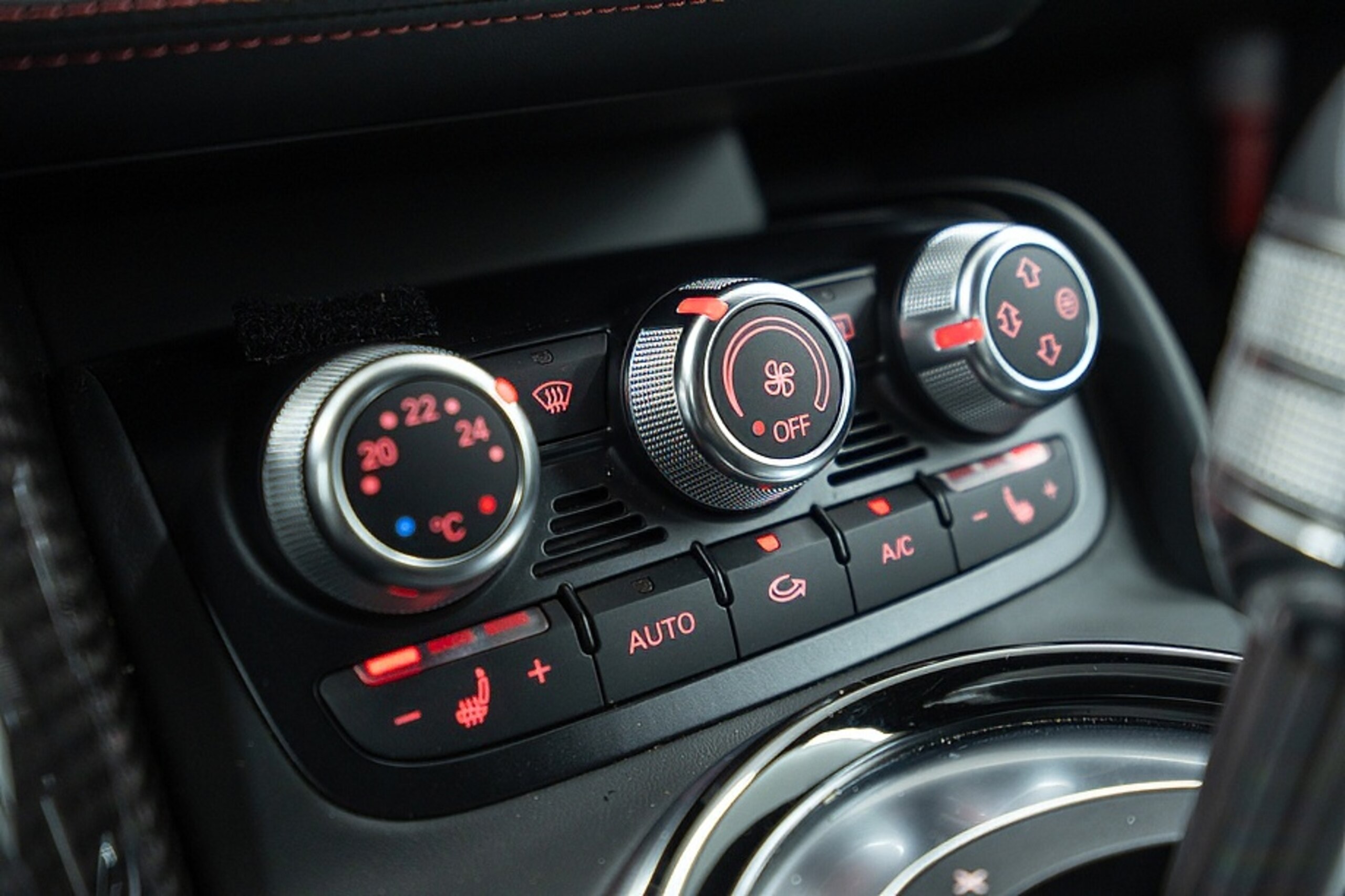 Audi R8 5.2 FSI Quattro (photo: 14)