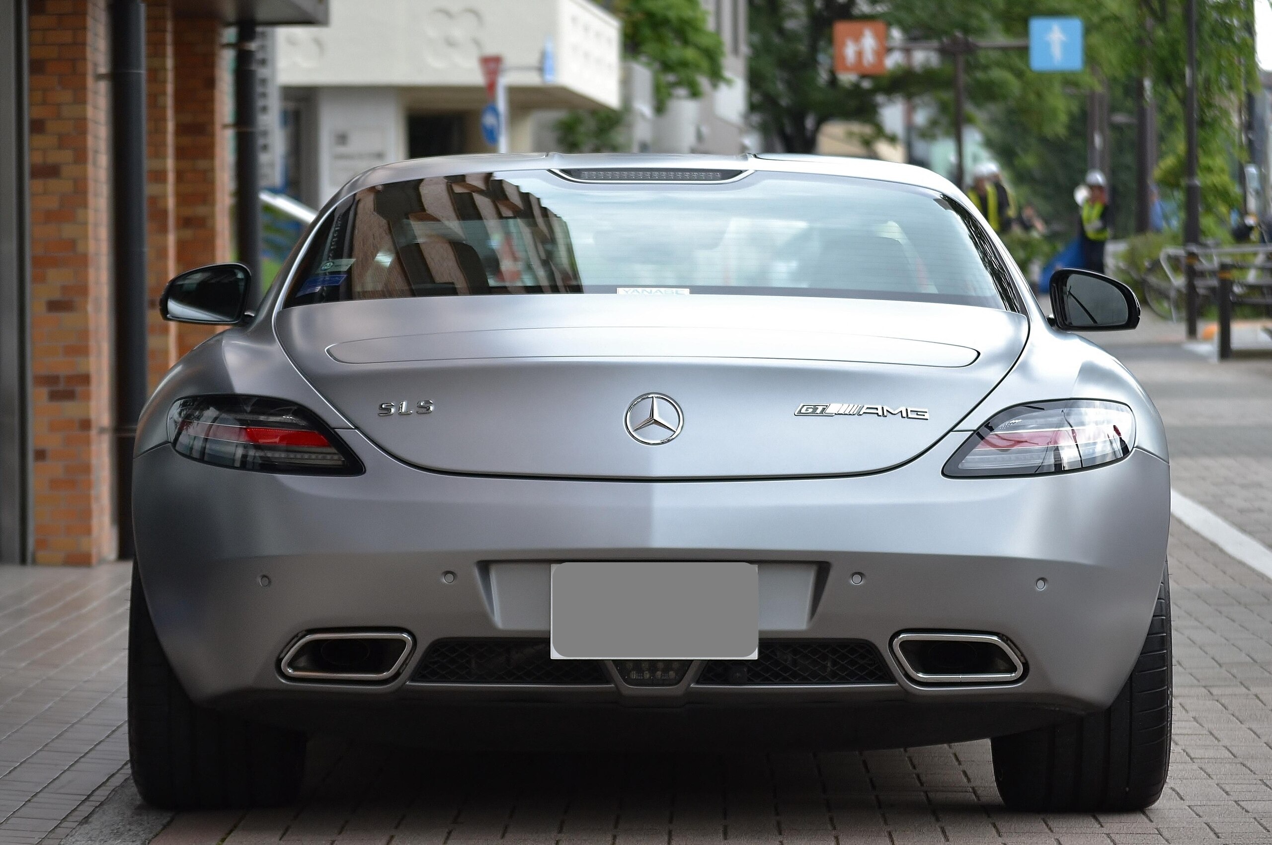 Mercedes Benz SLS AMG GT (photo: 2)