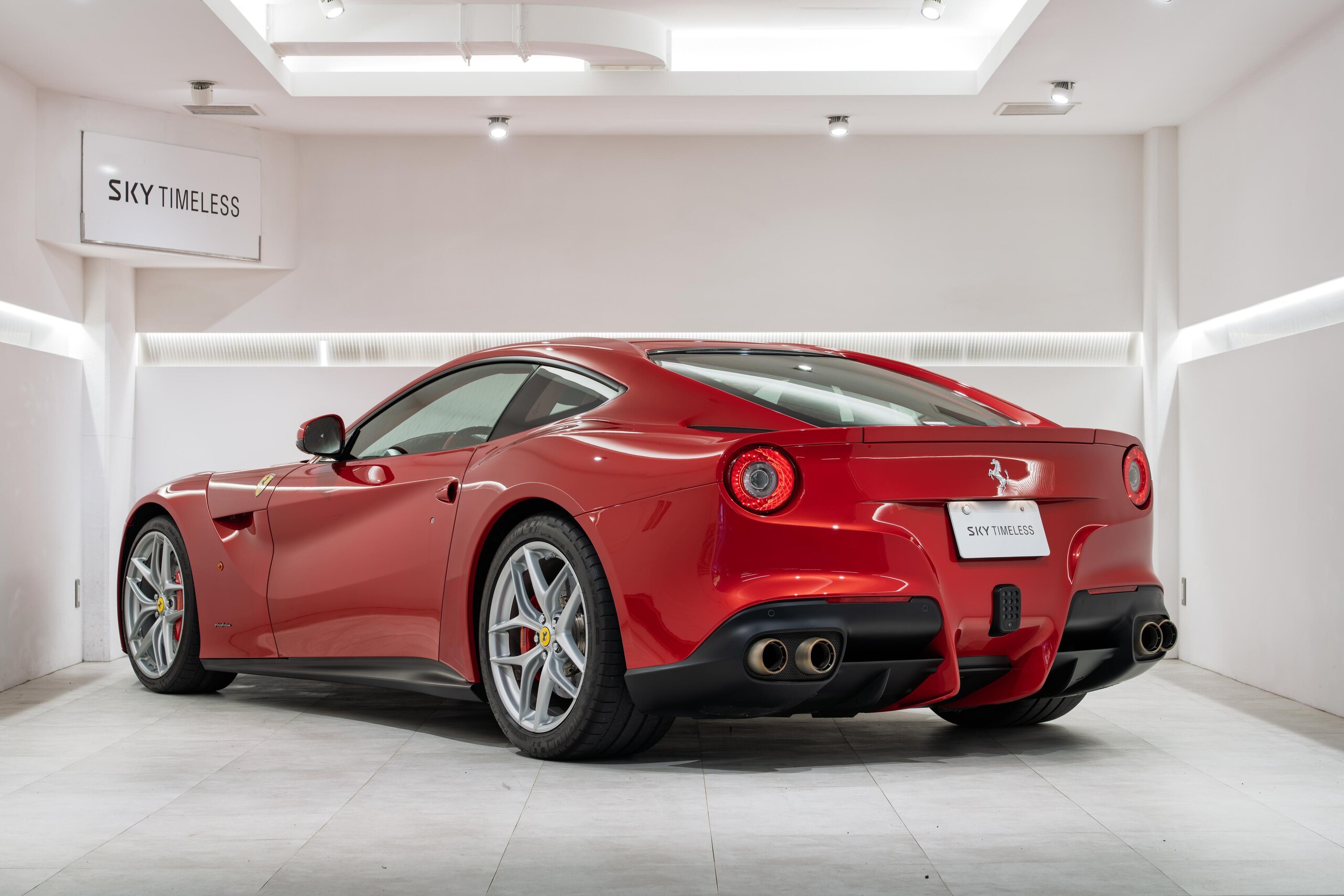 Ferrari F12 Berlinetta (photo: 3)