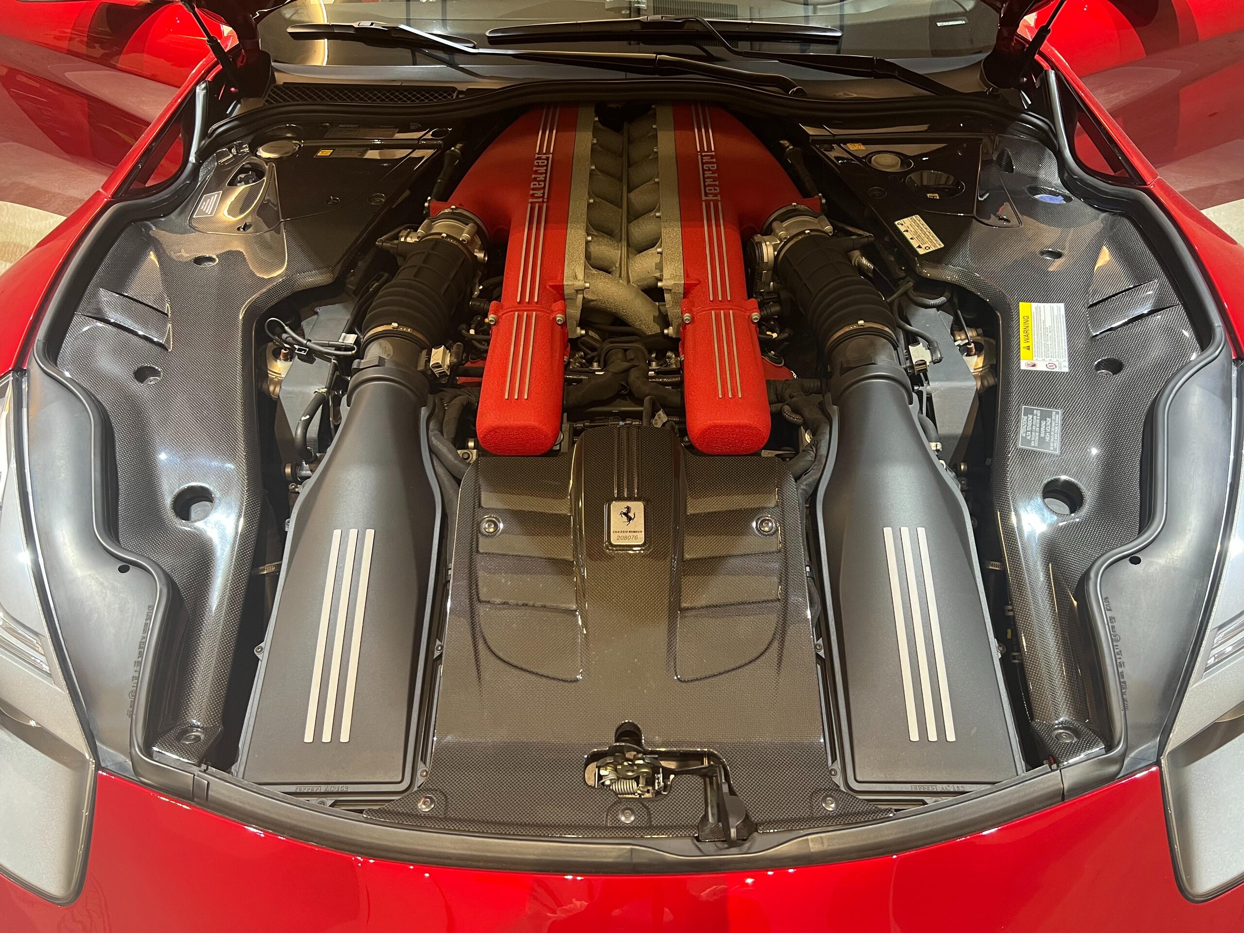 Ferrari F12 Berlinetta (photo: 14)