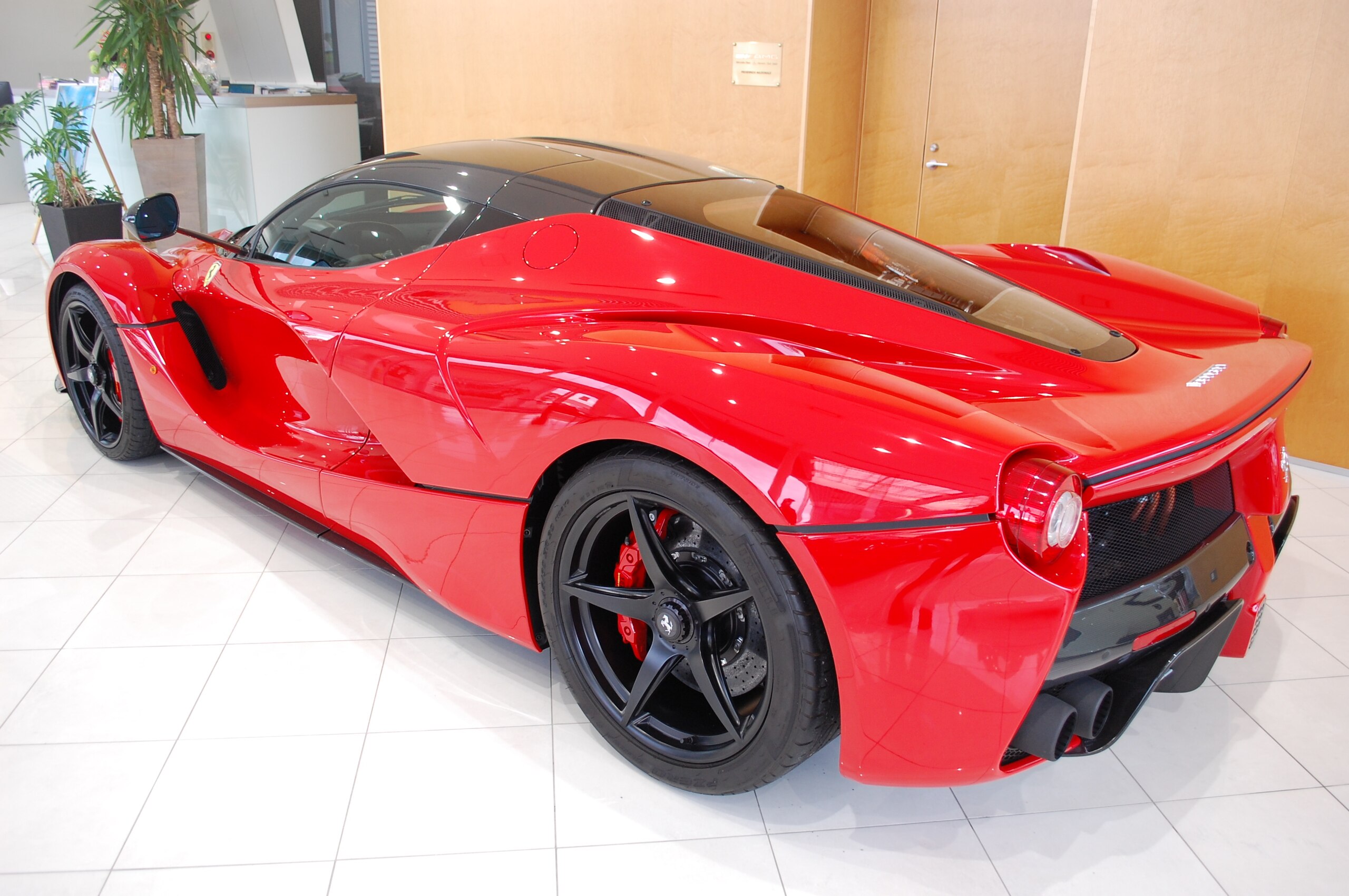 Ferrari LaFerrari (photo: 3)