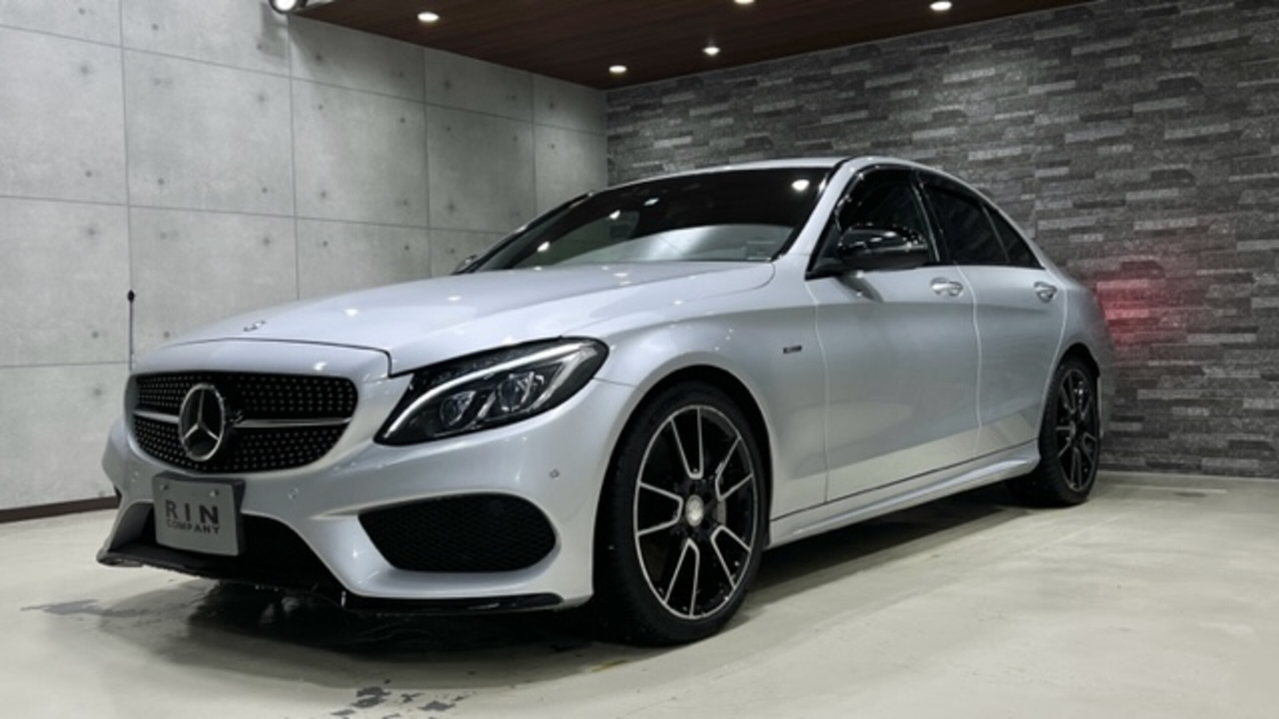 Mercedes Benz C450 AMG 4Matic (photo: 2)