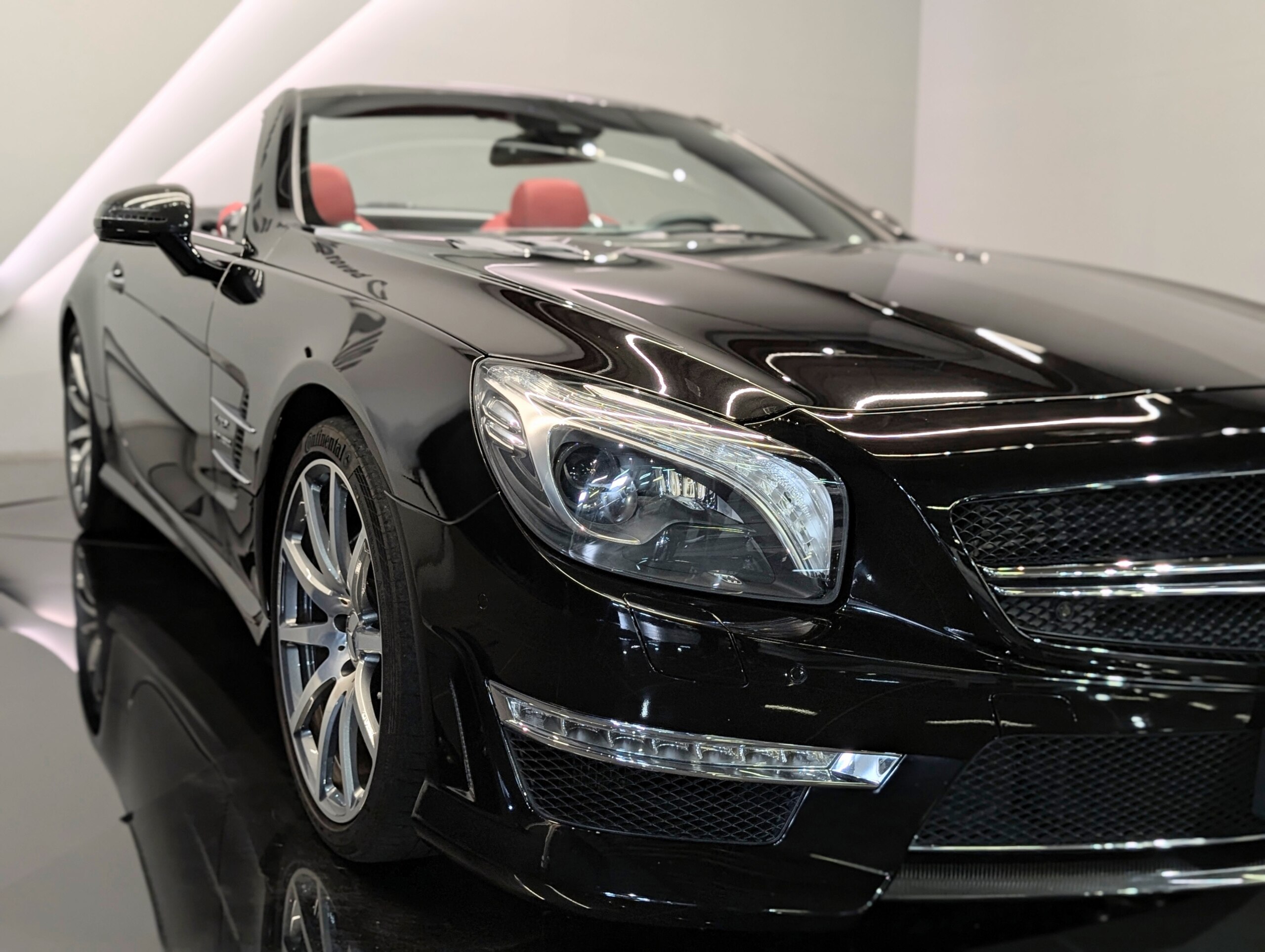 Mercedes Benz SL65 AMG (photo: 20)