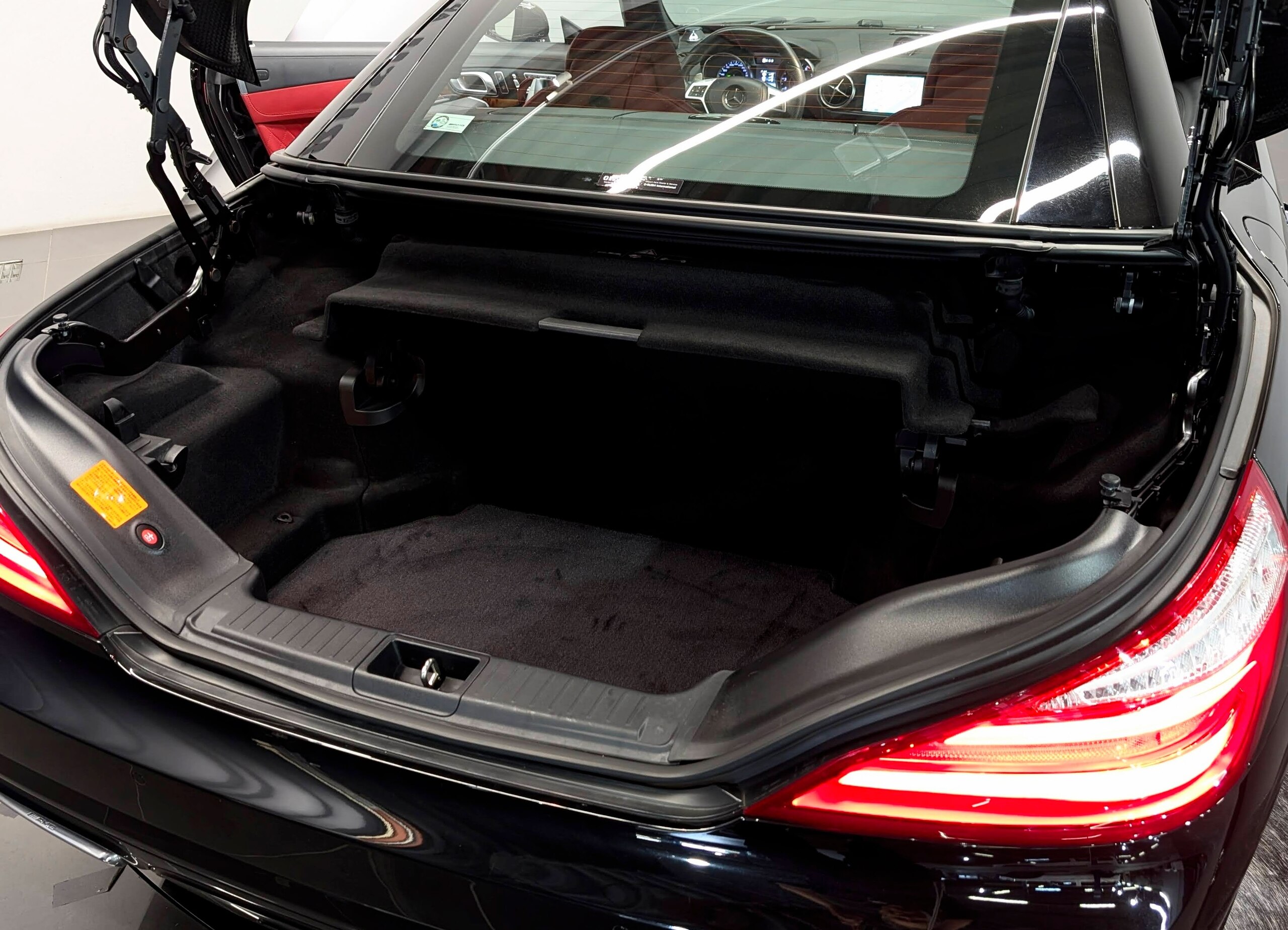 Mercedes Benz SL65 AMG (photo: 24)