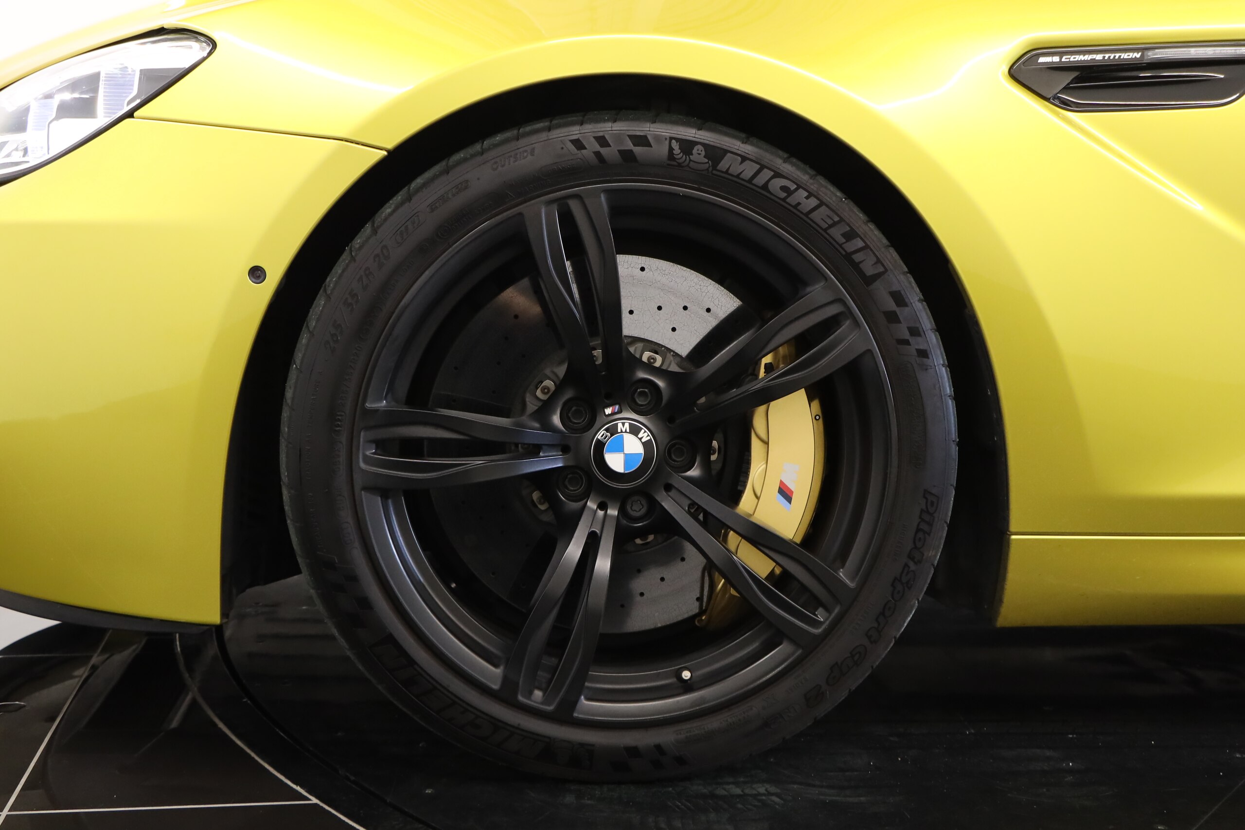 BMW M6 Competition (photo: 26)