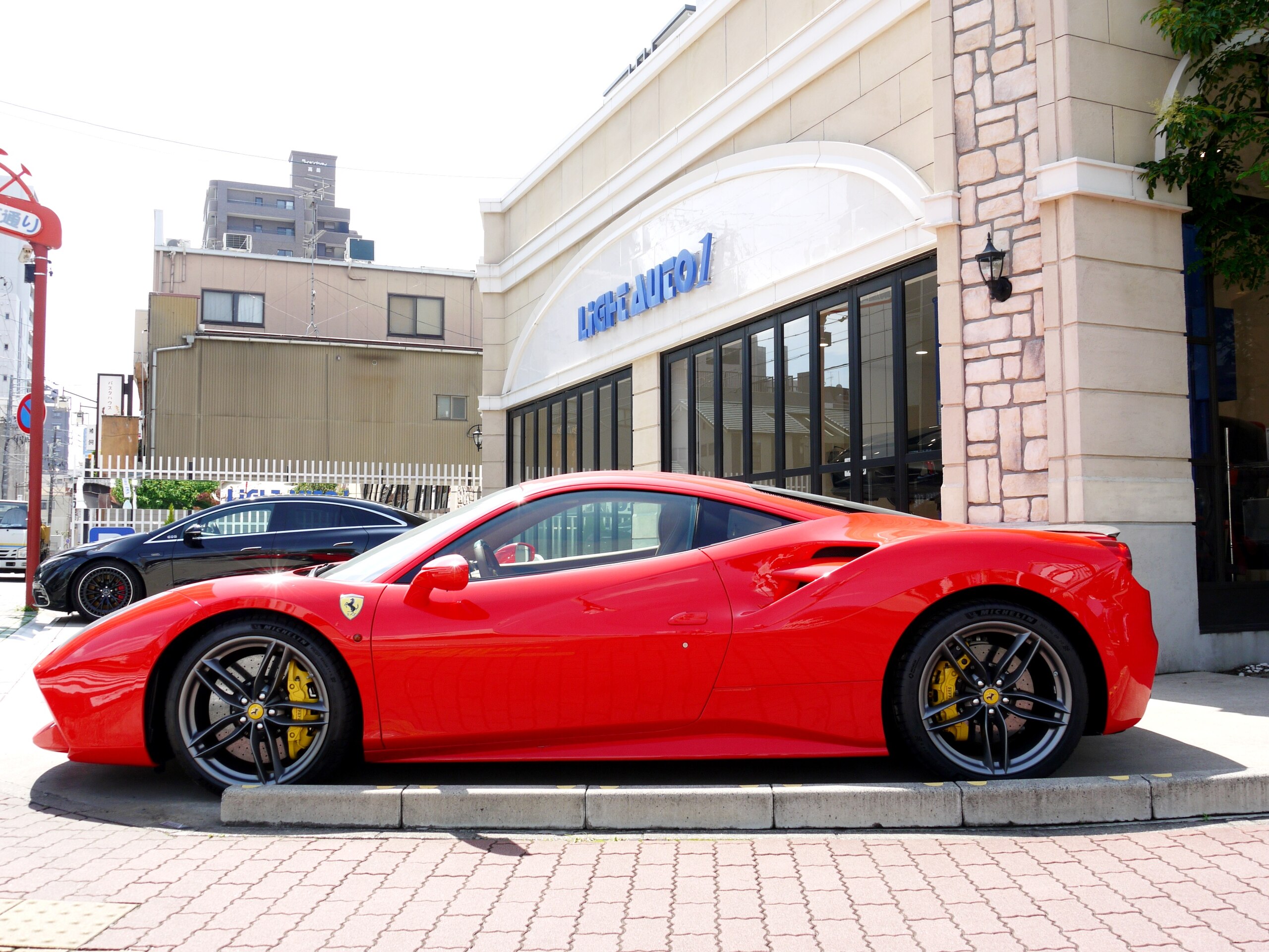 Ferrari 488GTB (photo: 3)