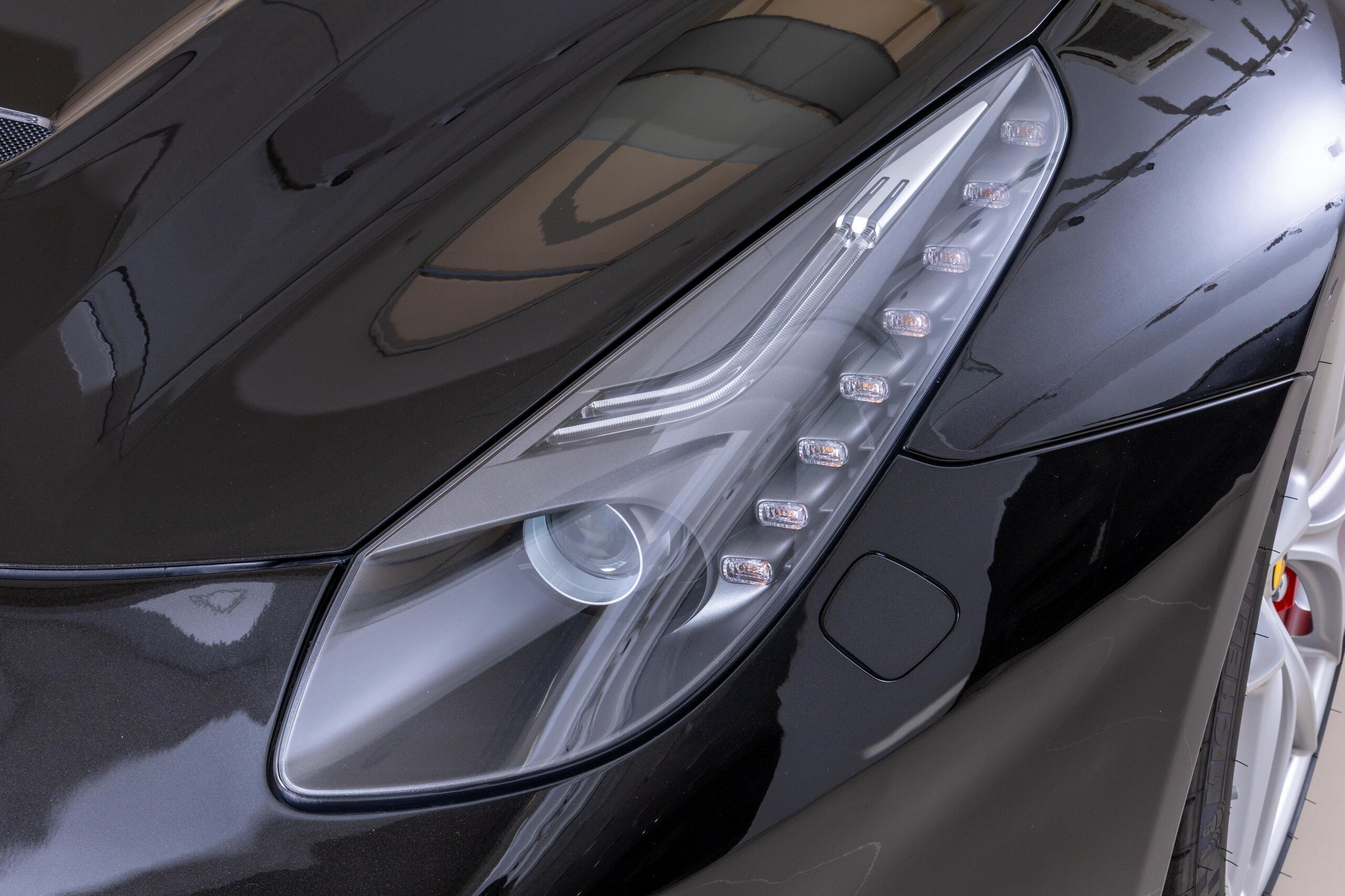 Ferrari F12 Berlinetta (photo: 17)