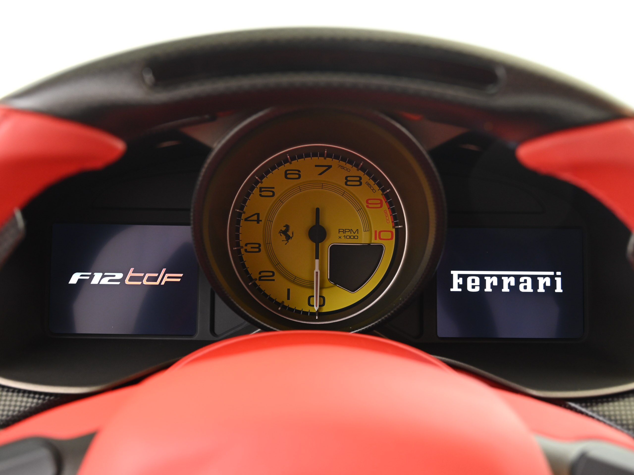 Ferrari F12tdf (photo: 11)