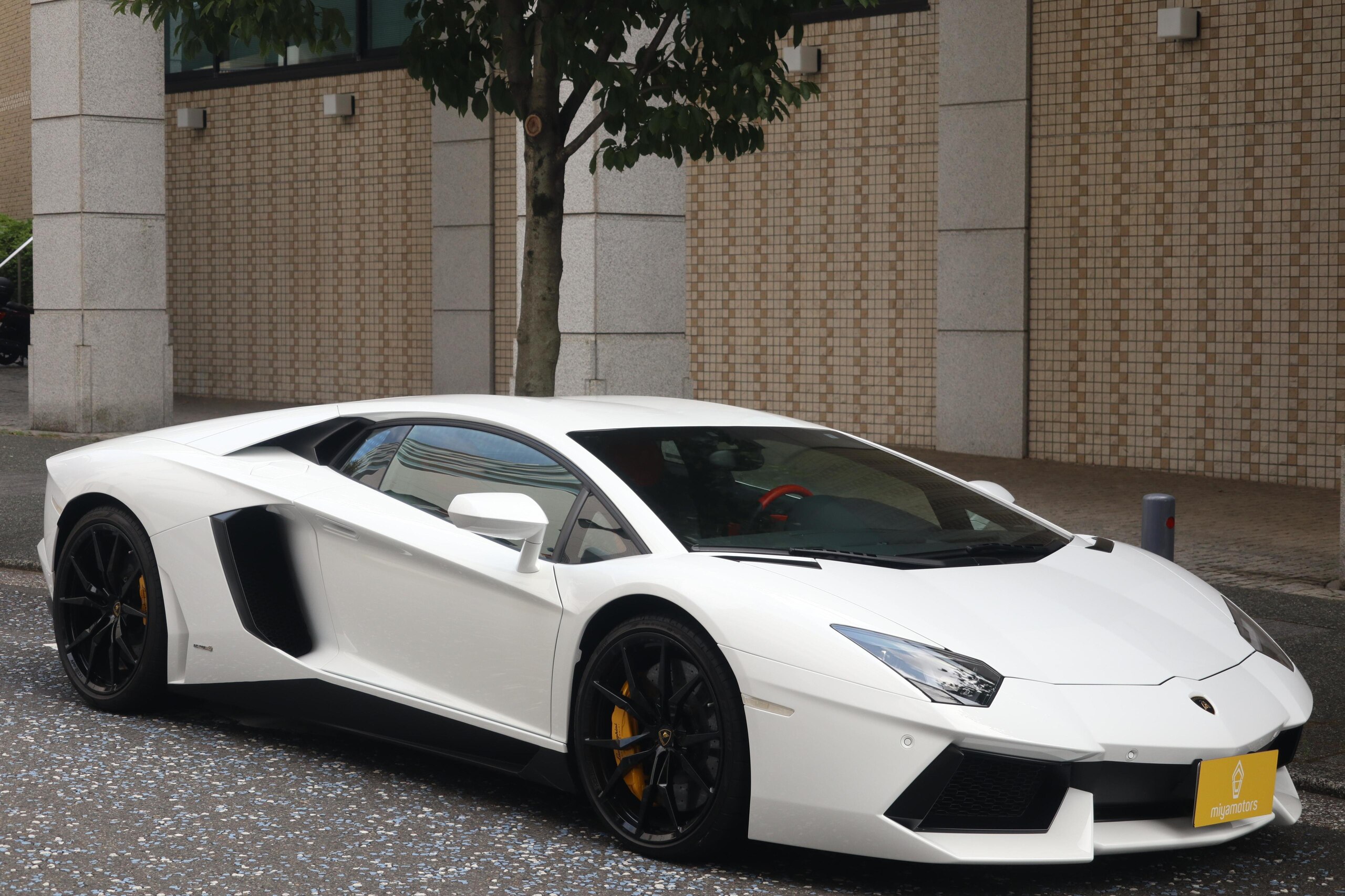 Lamborghini Aventador LP700-4