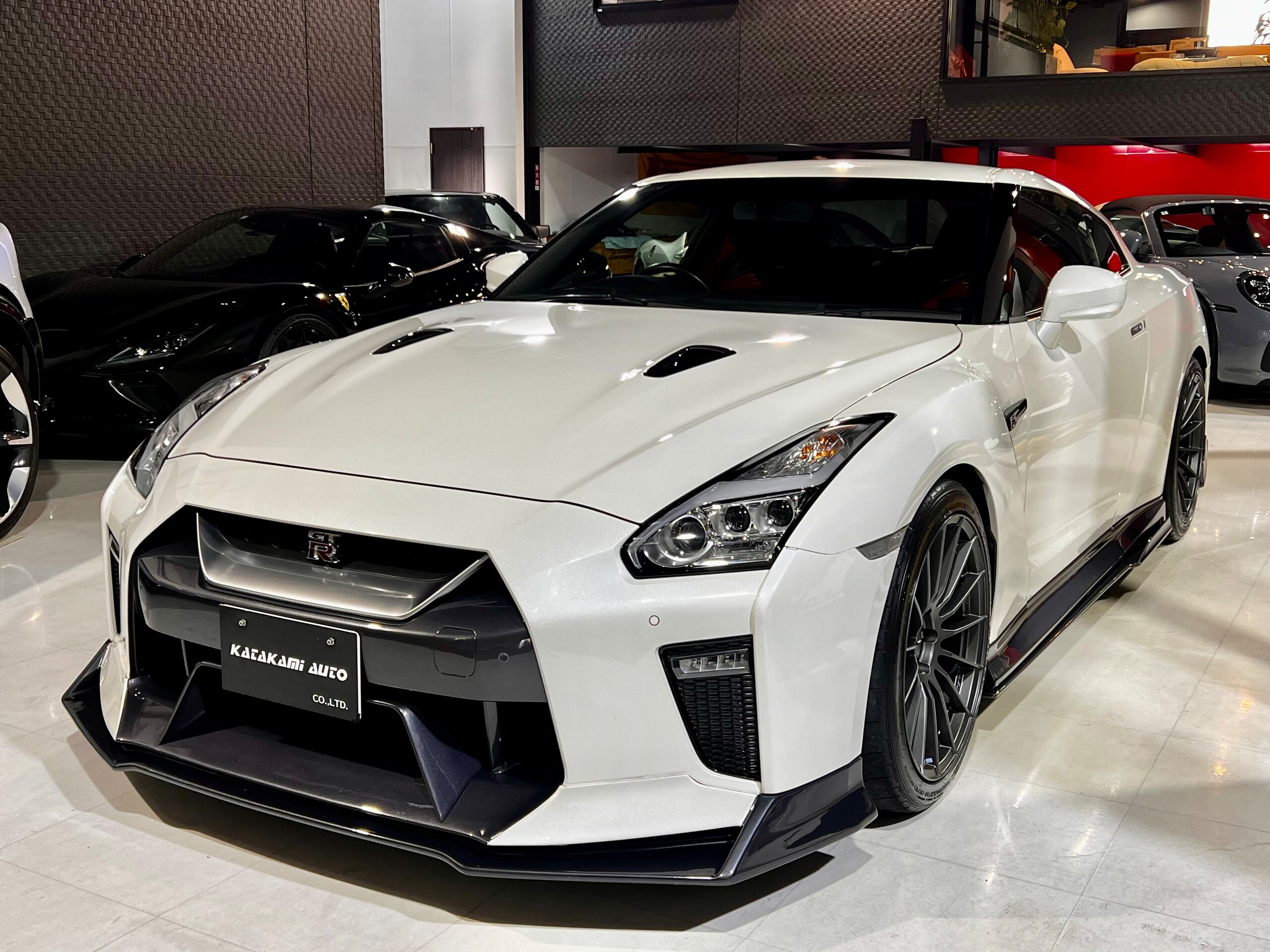 Nissan GT-R