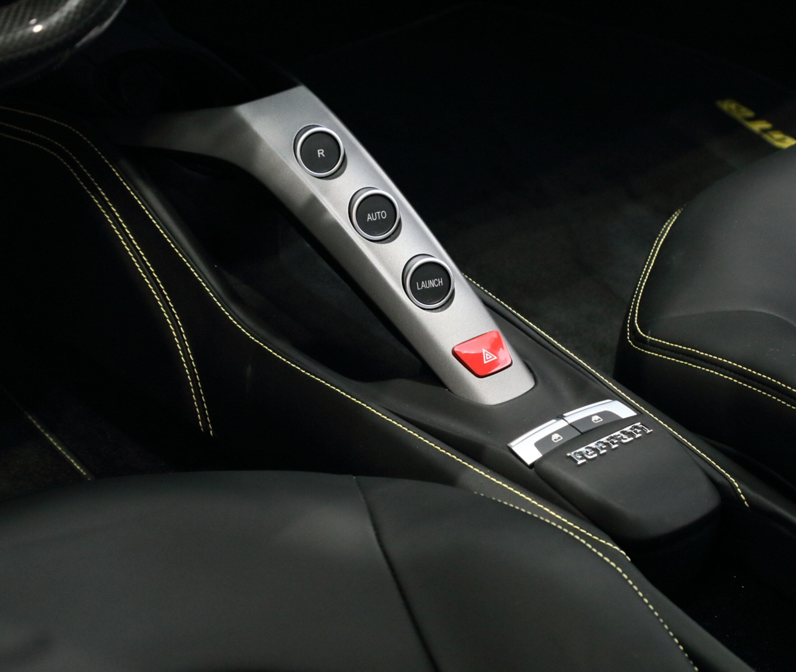 Ferrari 488GTB (photo: 9)