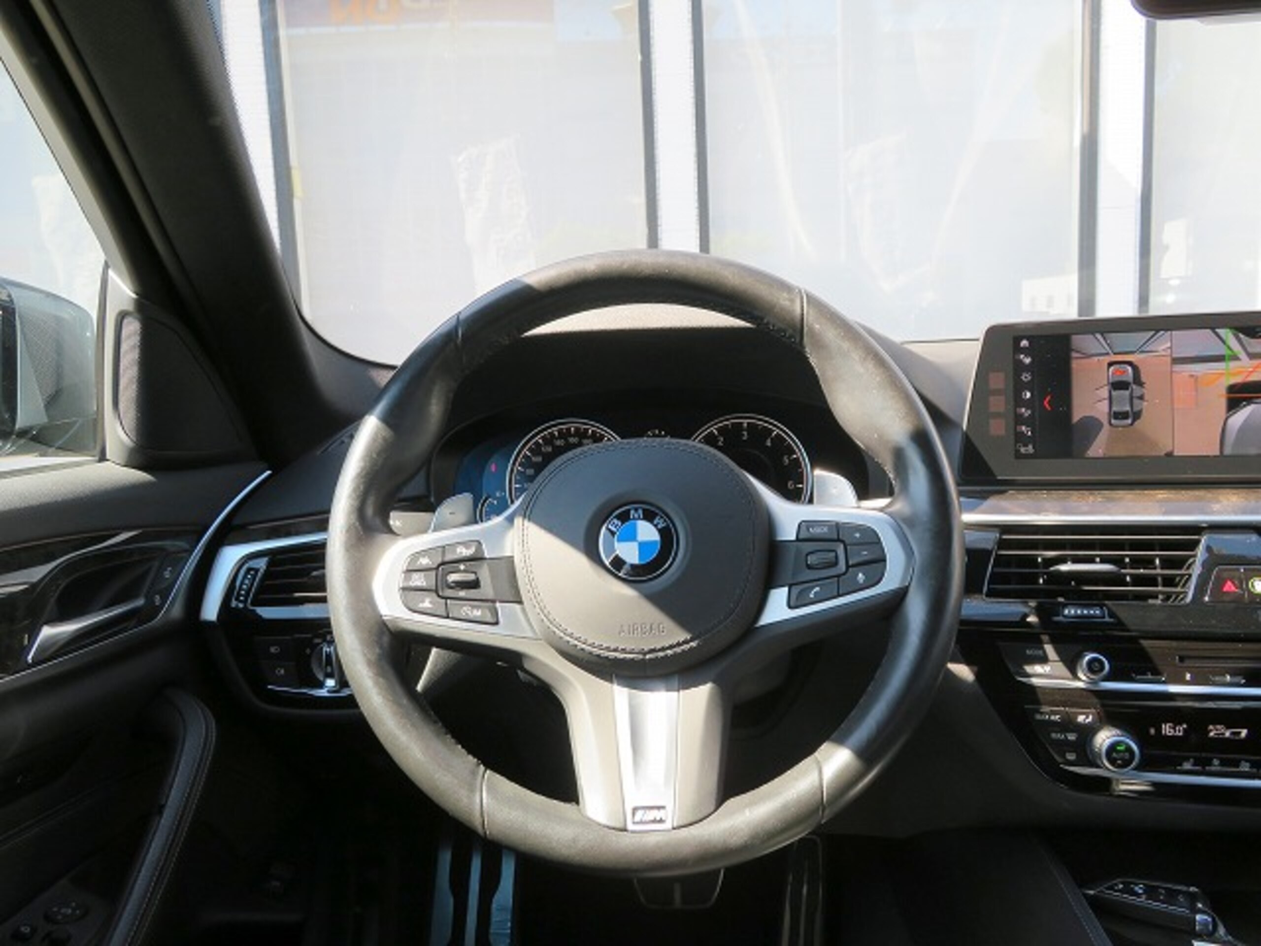 BMW 530i M Sport (photo: 9)