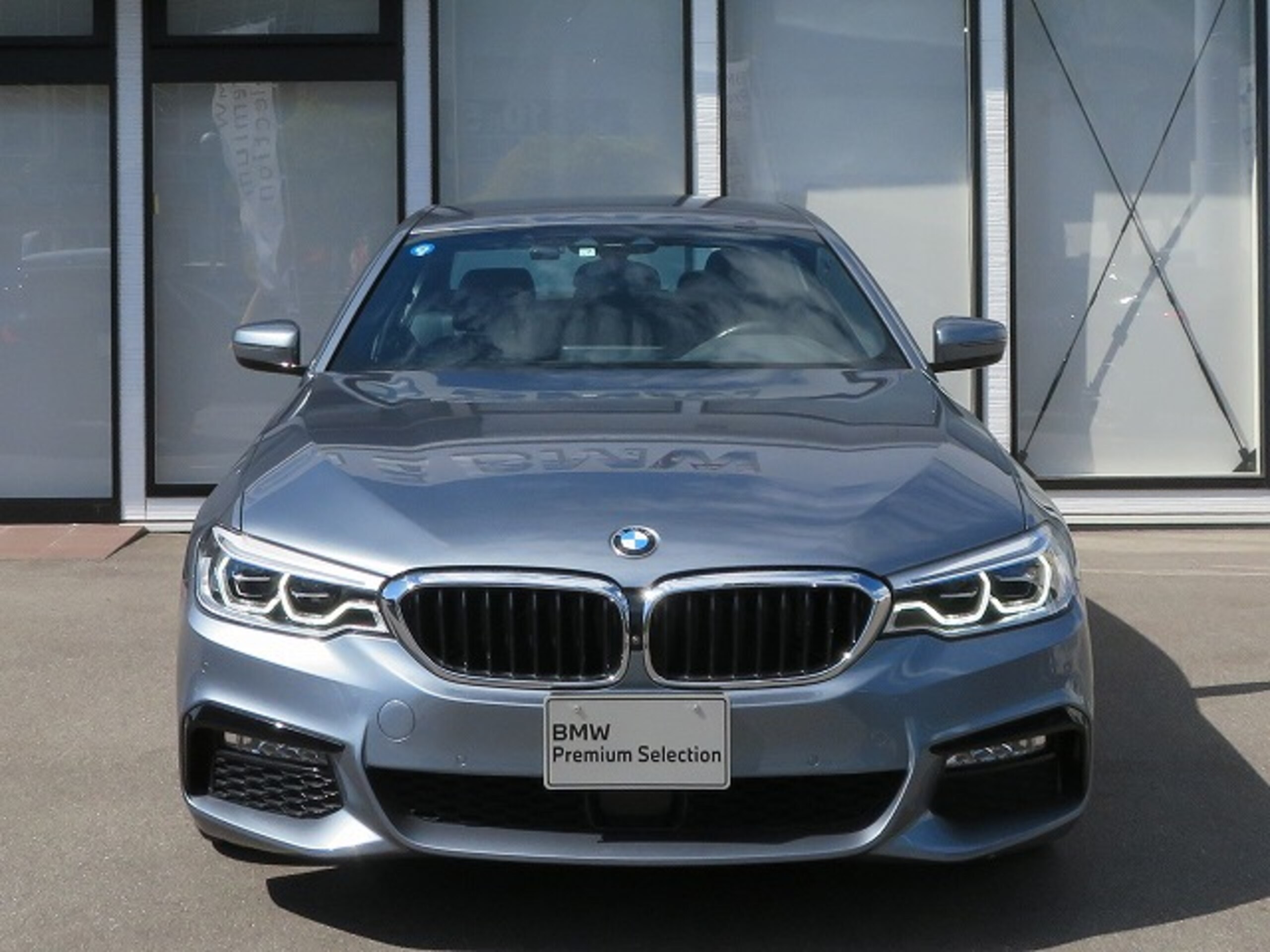 BMW 530i M Sport (photo: 1)