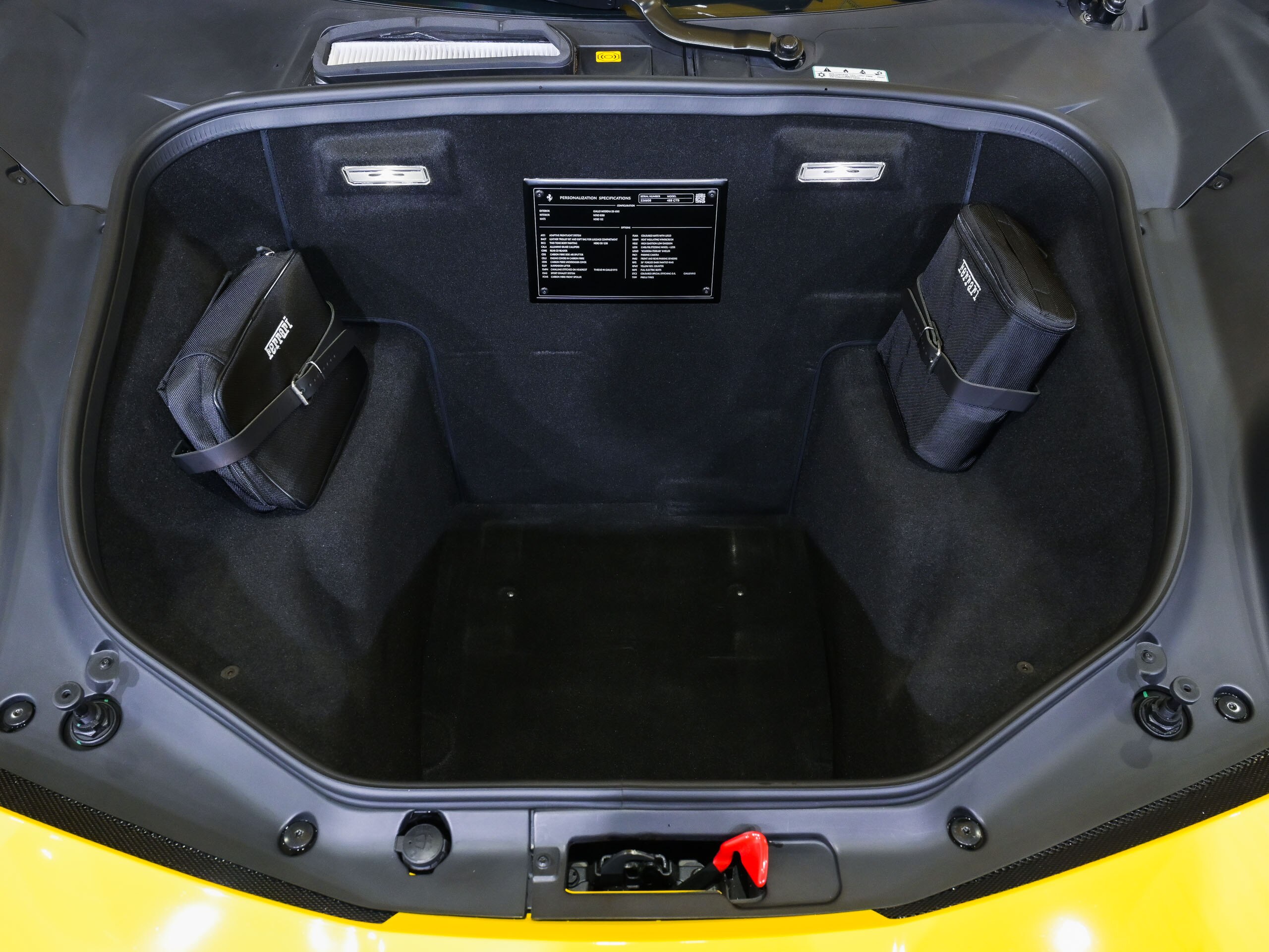 Ferrari 488GTB (photo: 15)