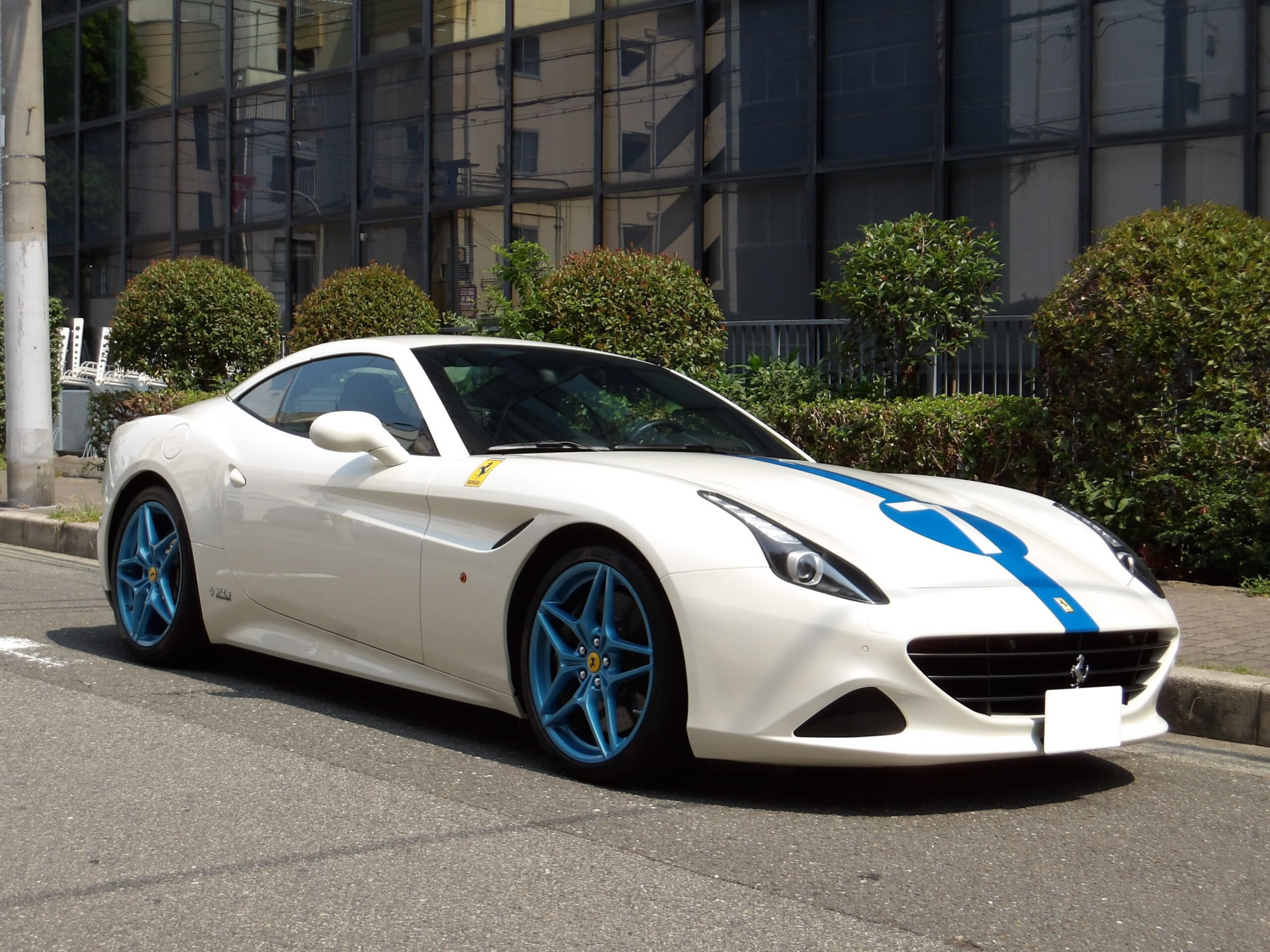 Ferrari California T 70th Anniversary Tailor Made Collection (photo: 1)