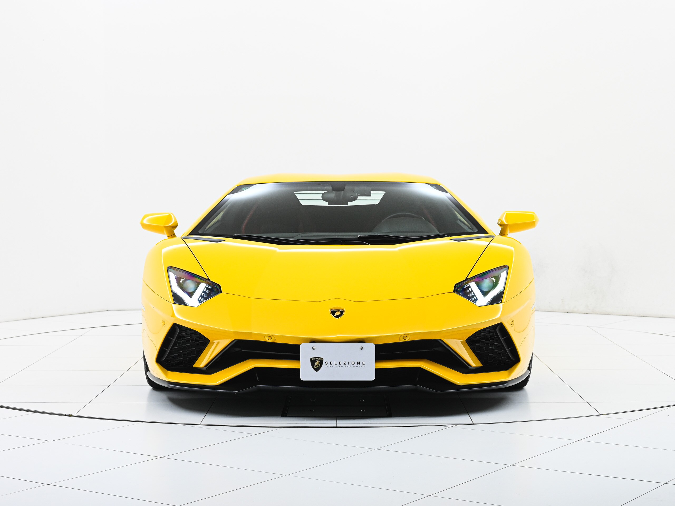 Lamborghini Aventador S (photo: 1)