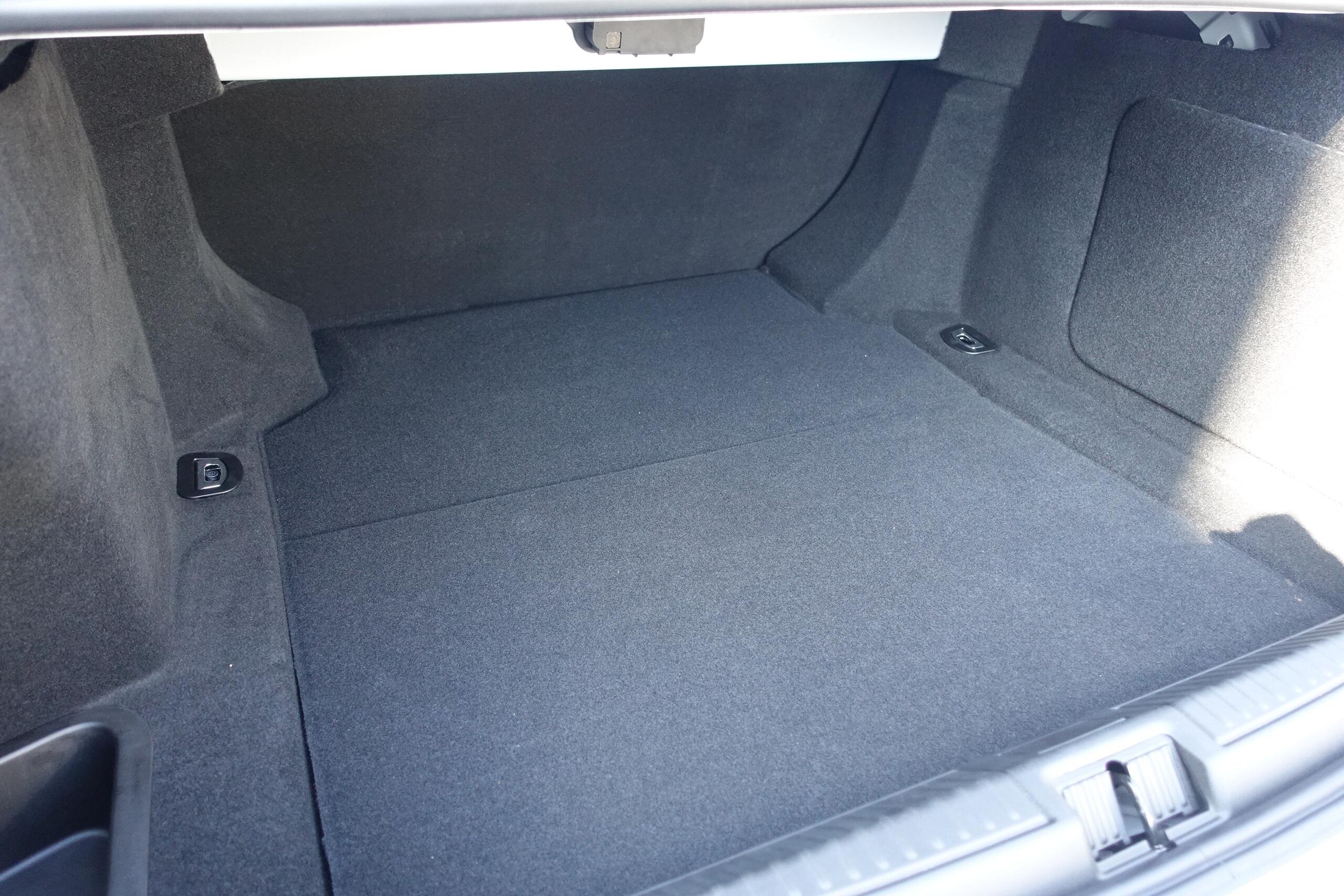 Alfa Romeo Giulia Quadrifoglio (photo: 16)