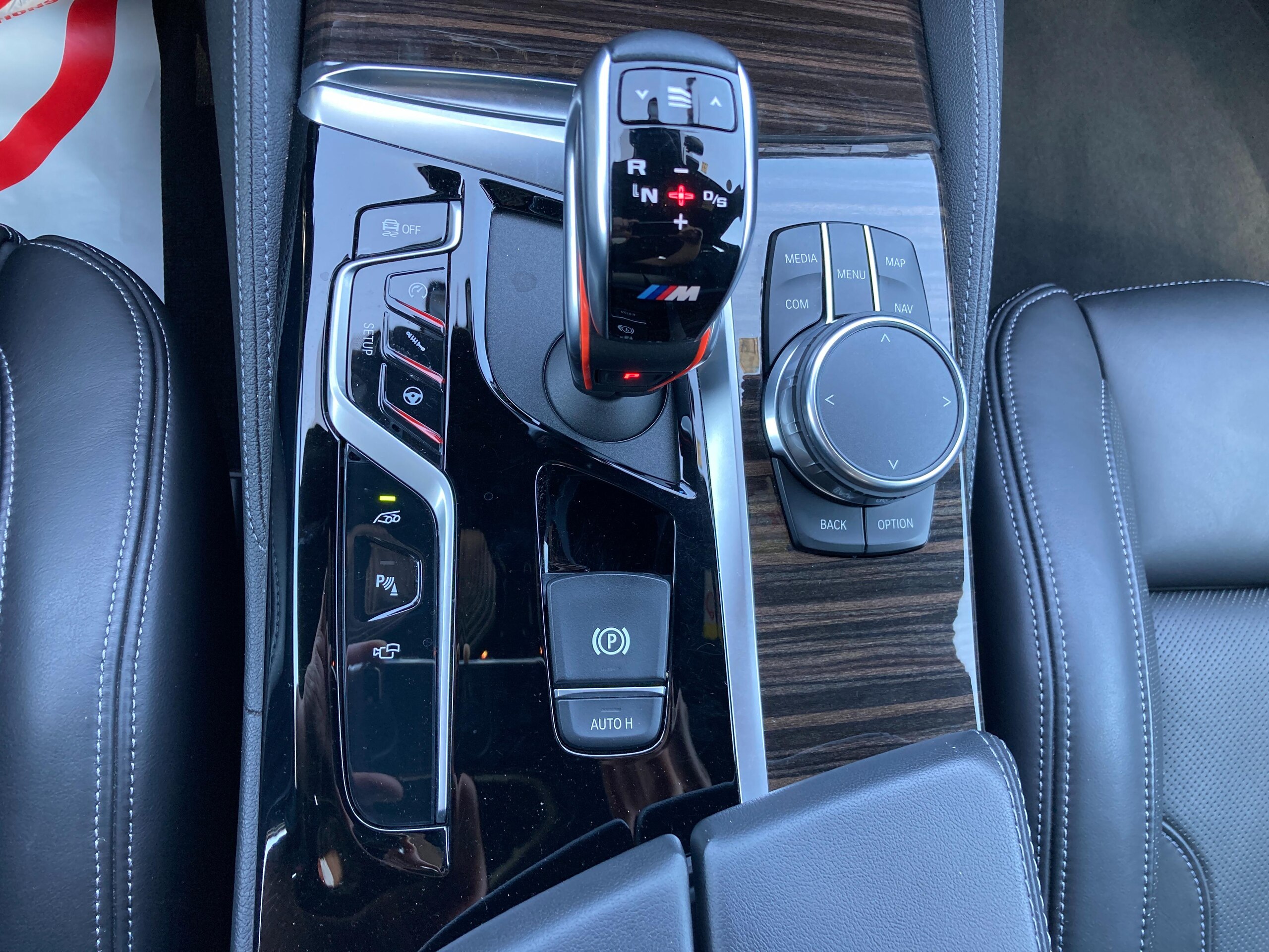 BMW M5 (photo: 17)
