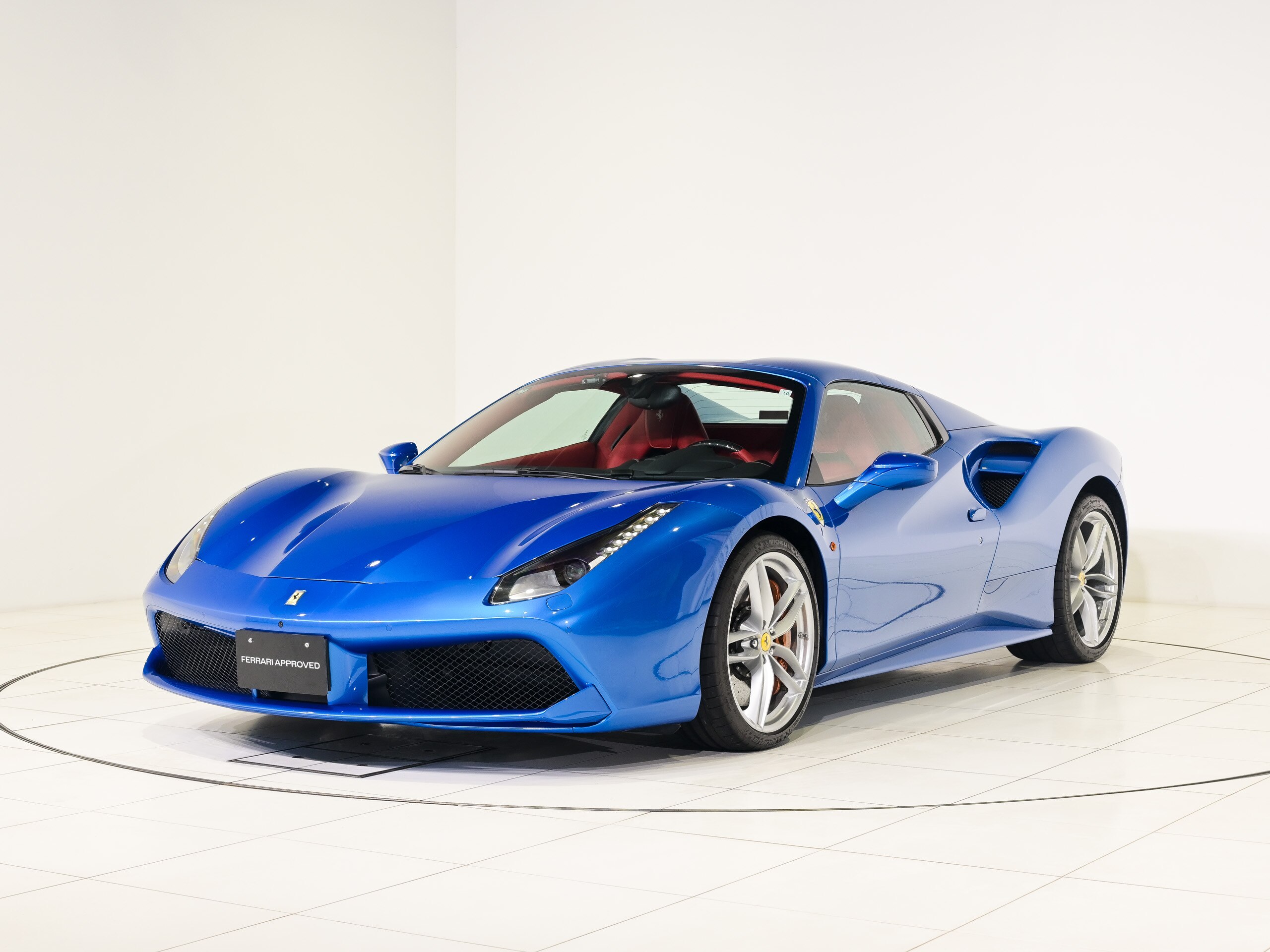 Ferrari 488 Spider (photo: 1)