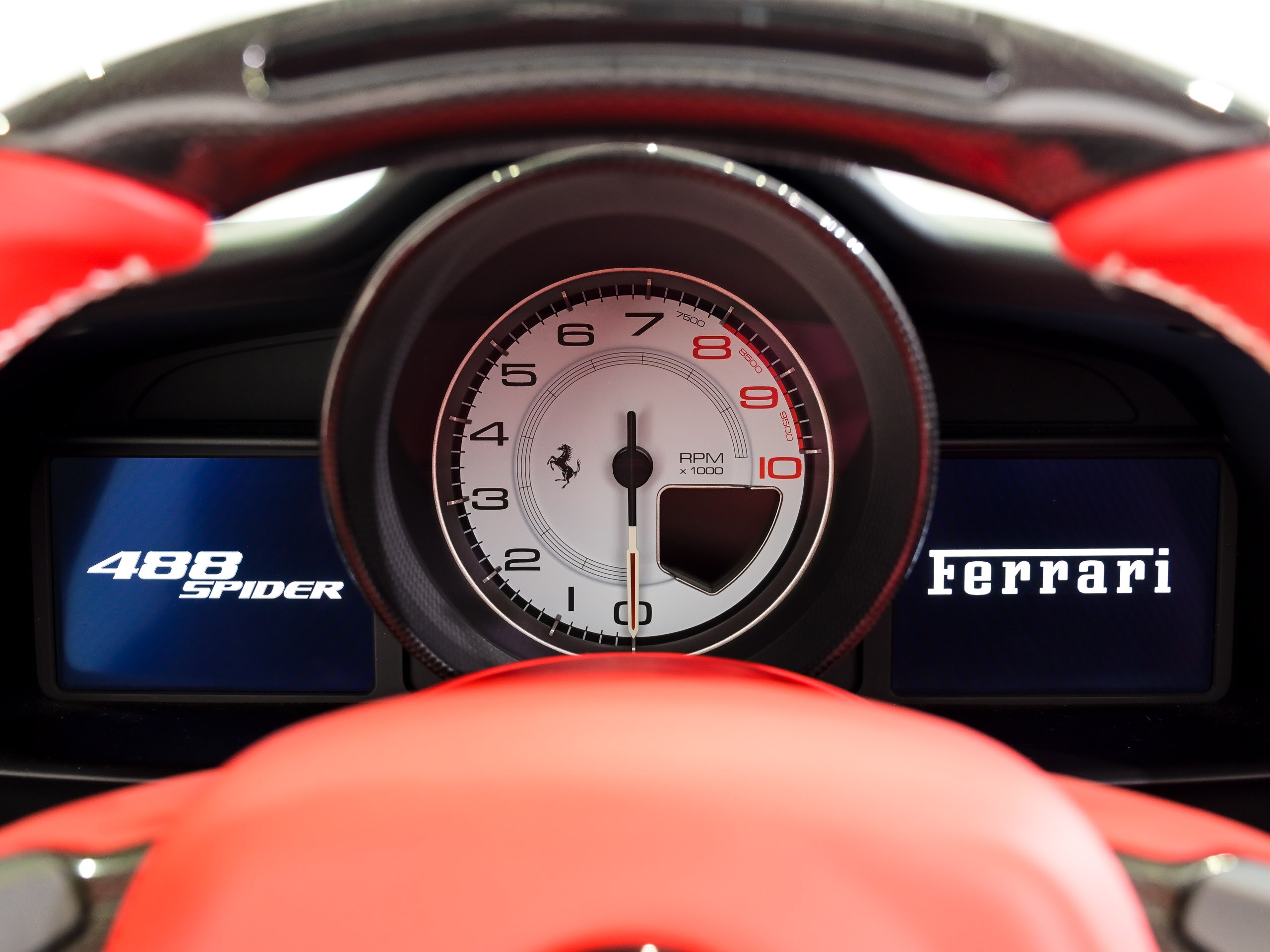 Ferrari 488 Spider (photo: 14)