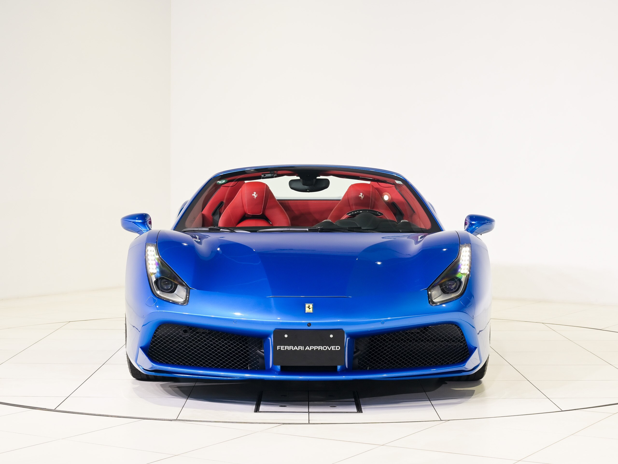 Ferrari 488 Spider (photo: 2)
