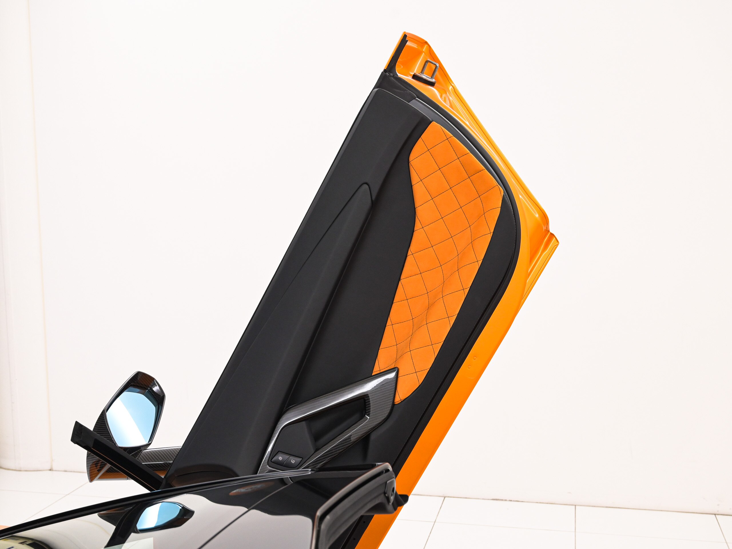 Lamborghini Aventador Roadster S (photo: 13)