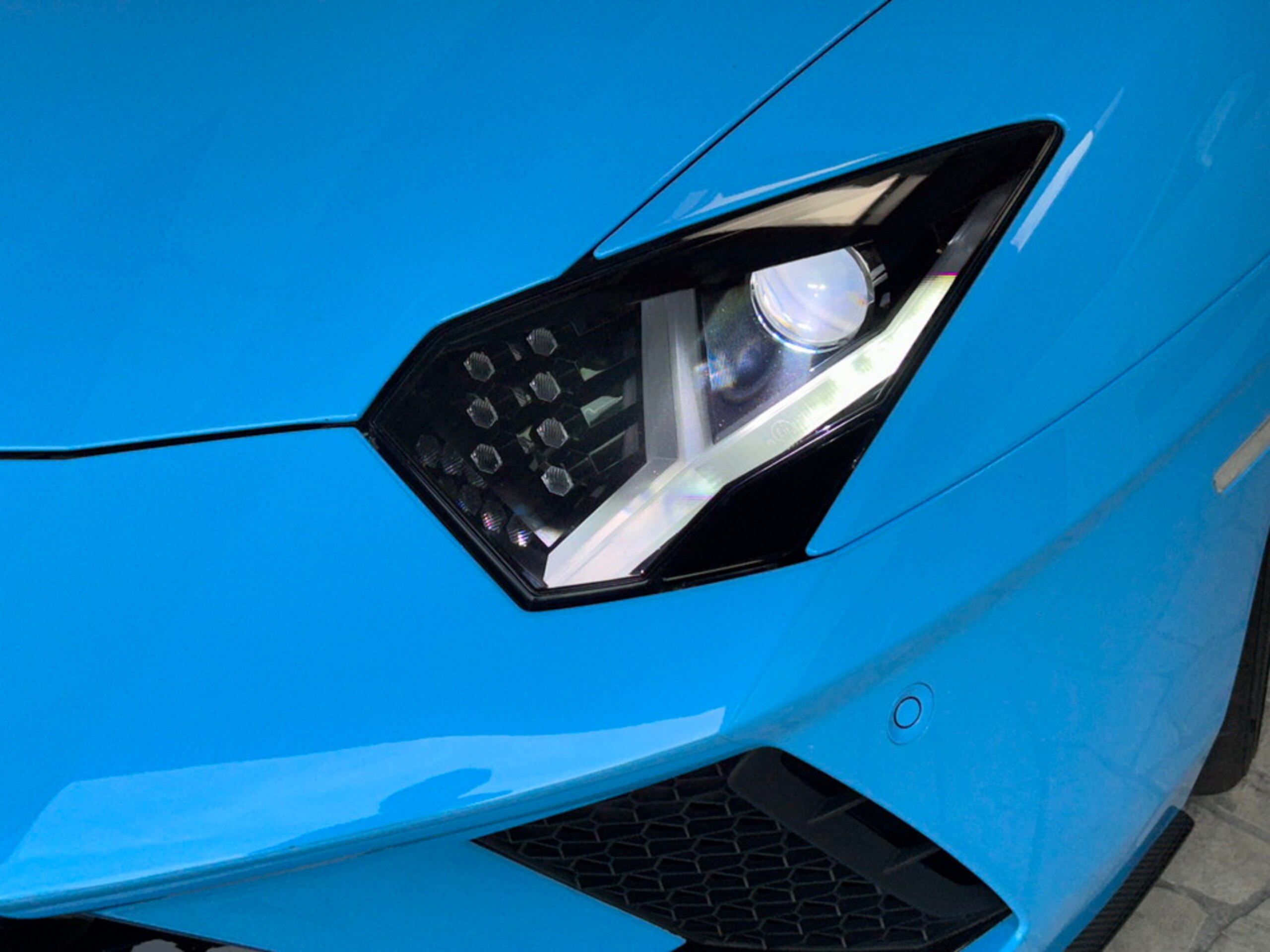 Lamborghini Aventador S (photo: 14)