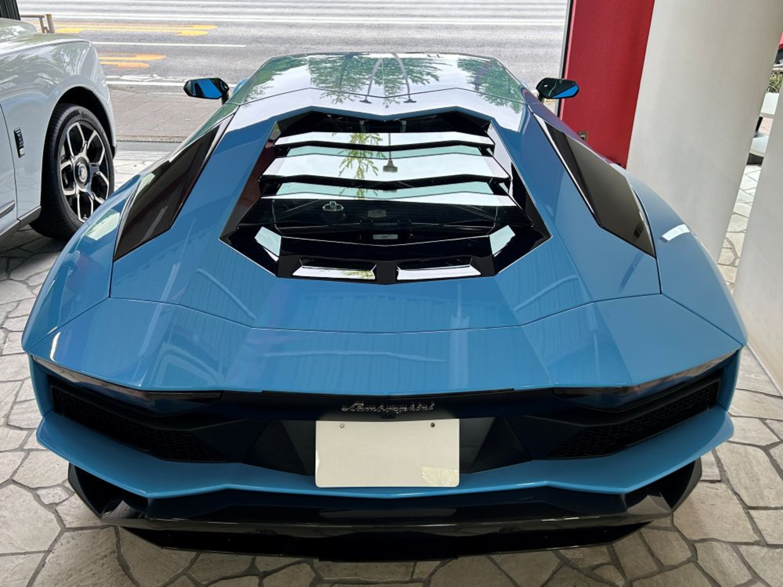 Lamborghini Aventador S (photo: 2)