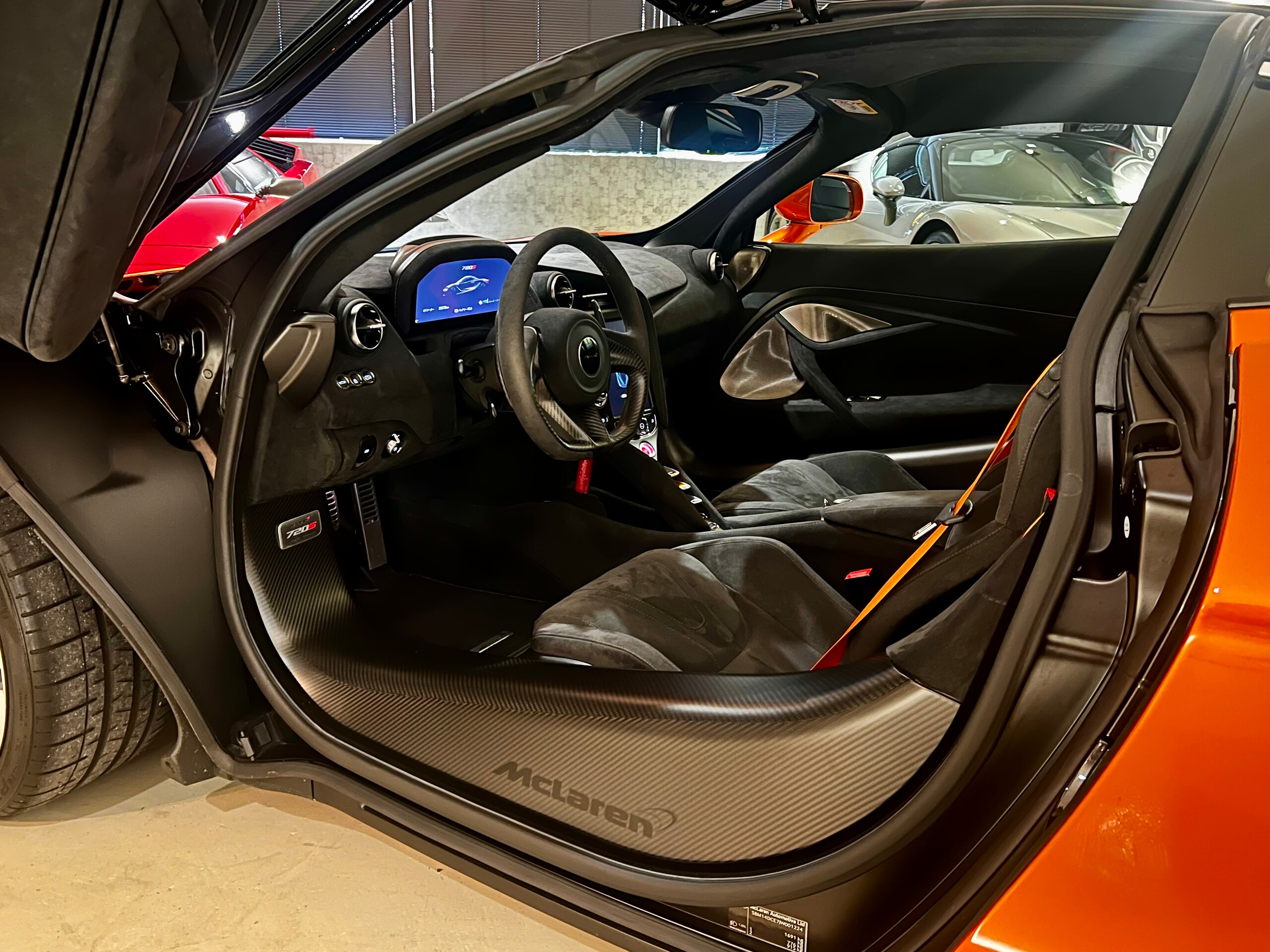 McLaren 720S (photo: 5)