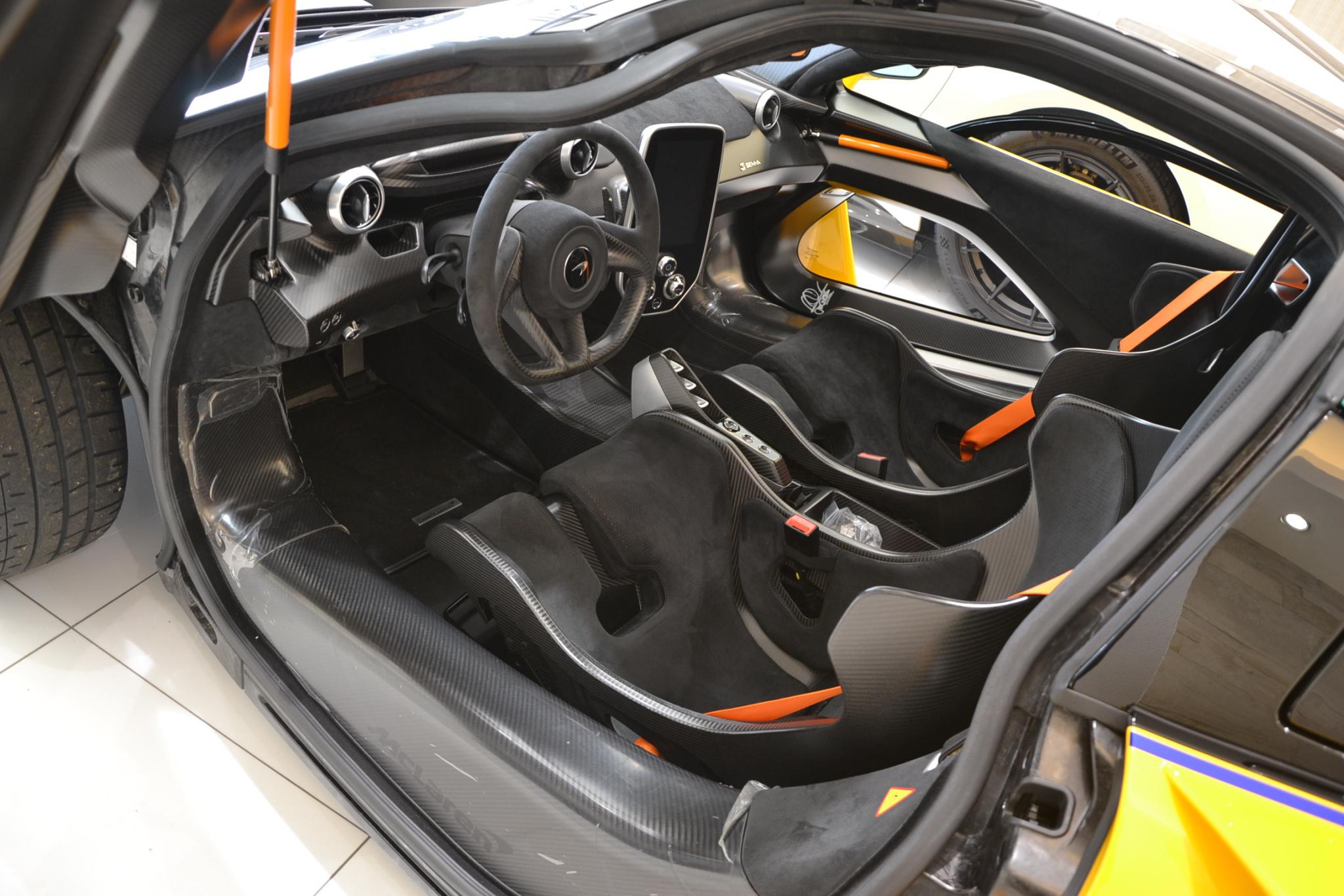 McLaren Senna (photo: 19)
