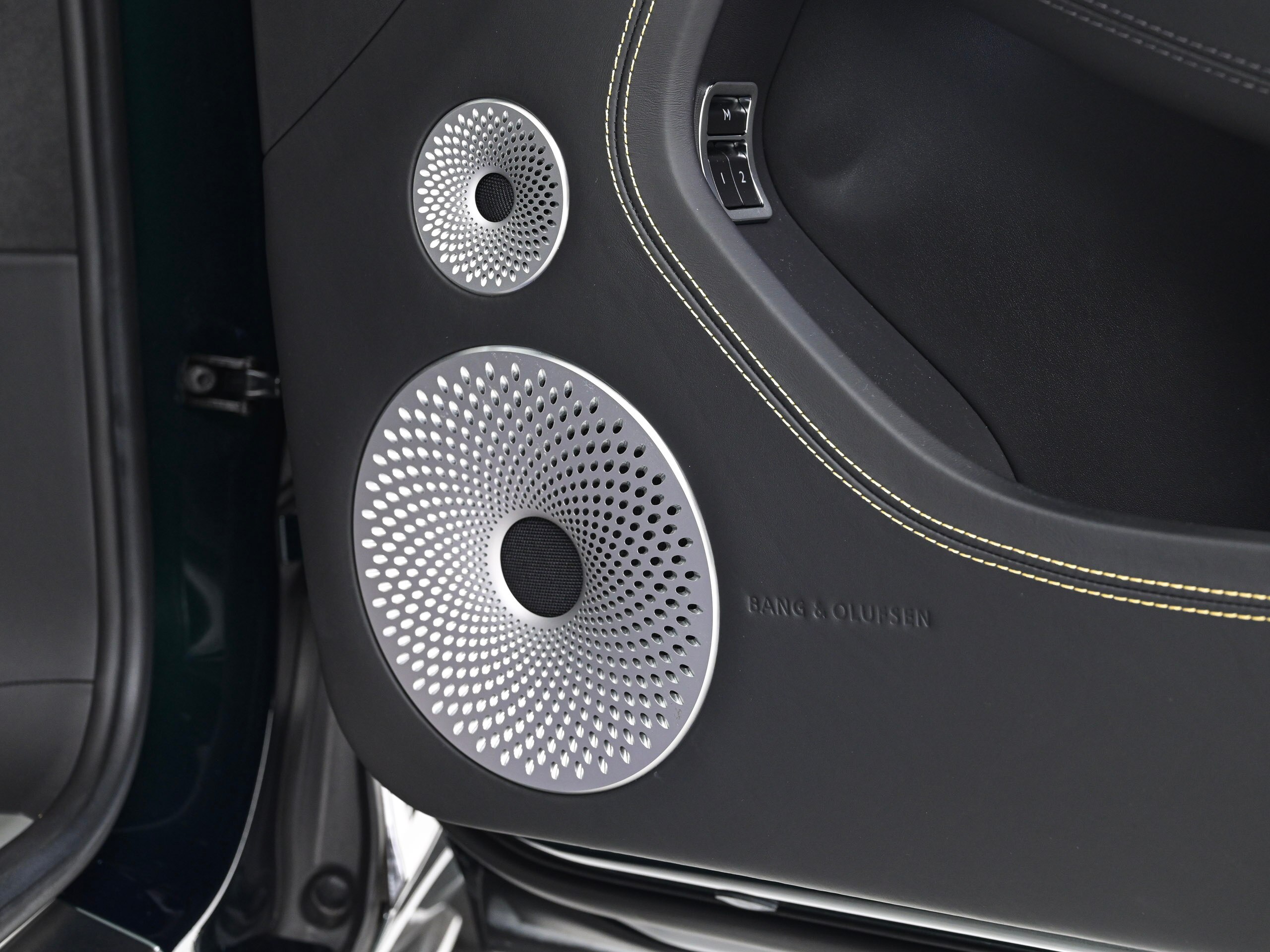 Bentley Continental GT Number 9 Edition by Mulliner (photo: 15)