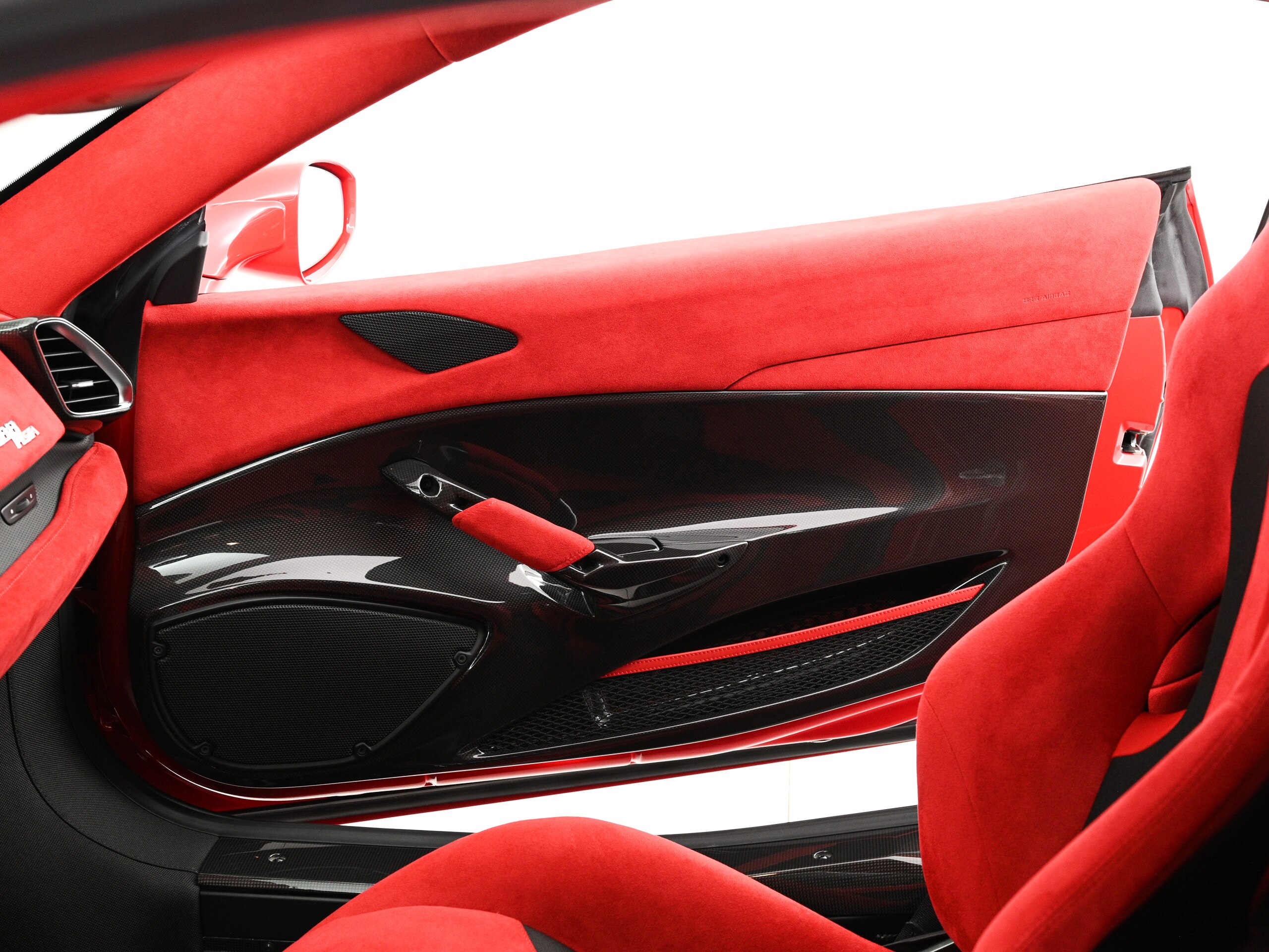 Ferrari 488 Pista (photo: 14)